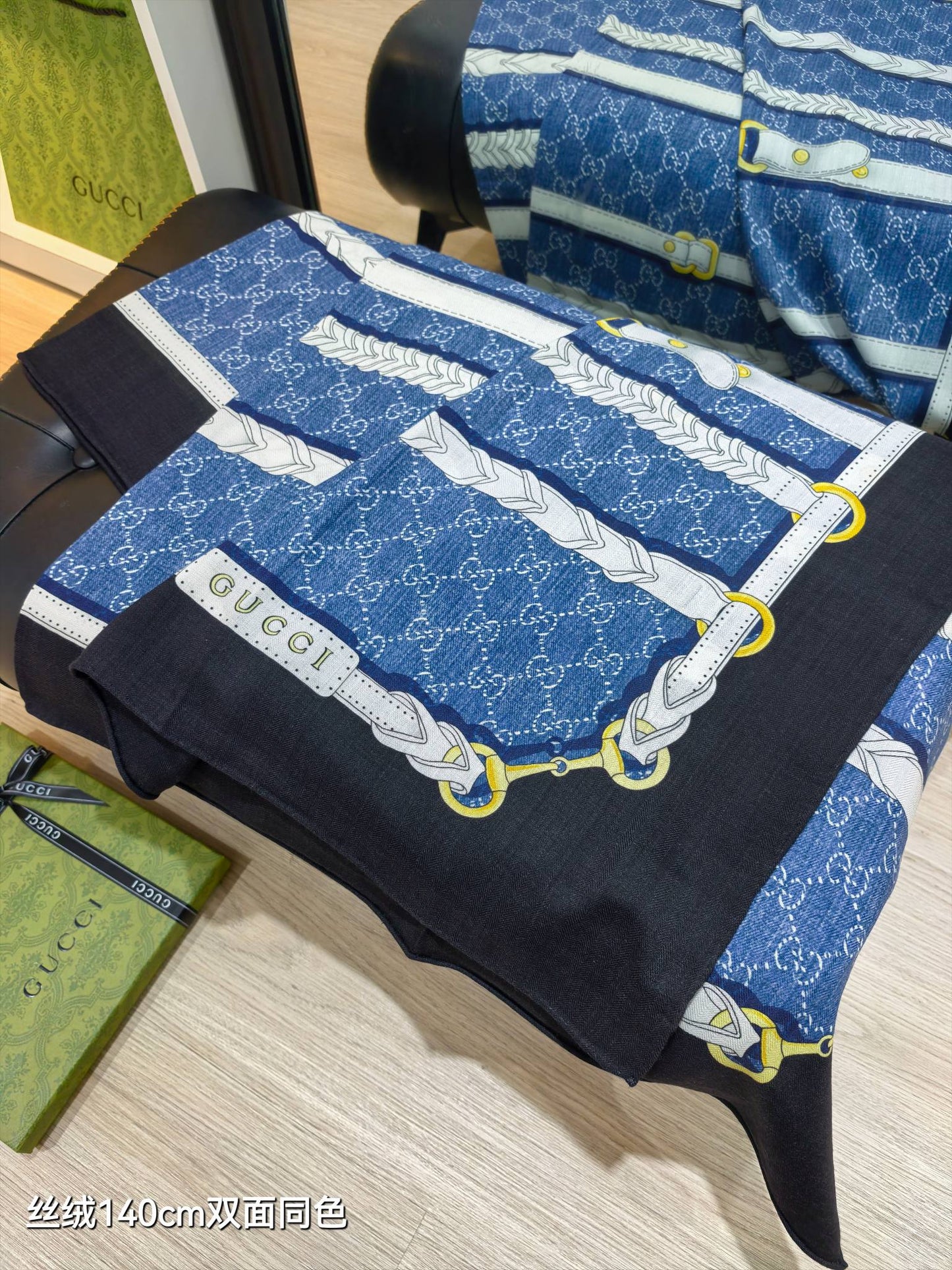 古G家-雙面同色 140x140cm 70%羊絨30%真絲