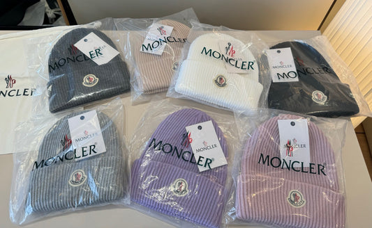 Moncler-經典毛帽百搭款-灰色
