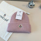 Moncler-經典毛帽百搭款-粉色
