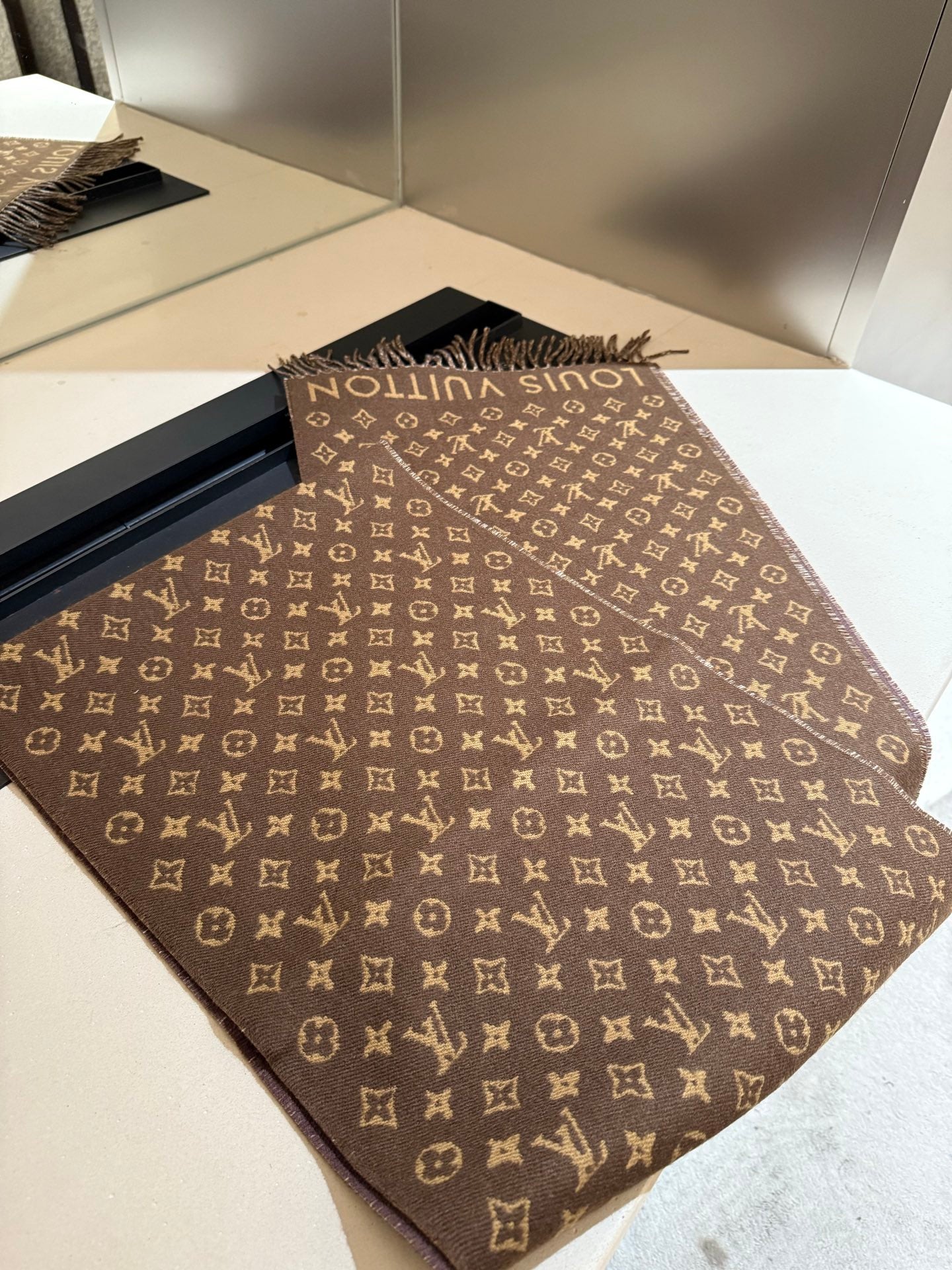 路L家-羊絨圍巾 35*210