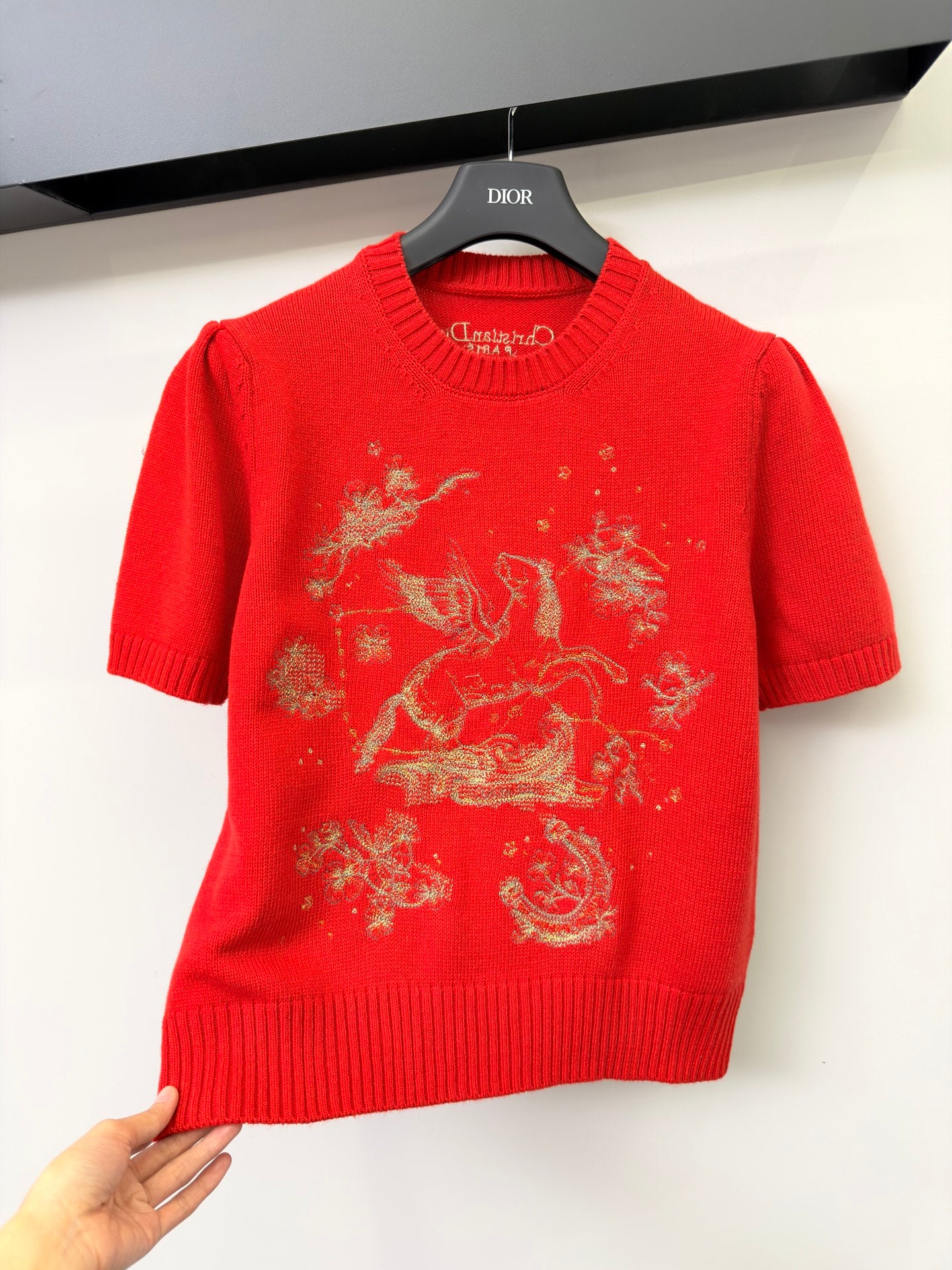 迪D家-羊絨金色展翅飛馬圖案短袖 紅色