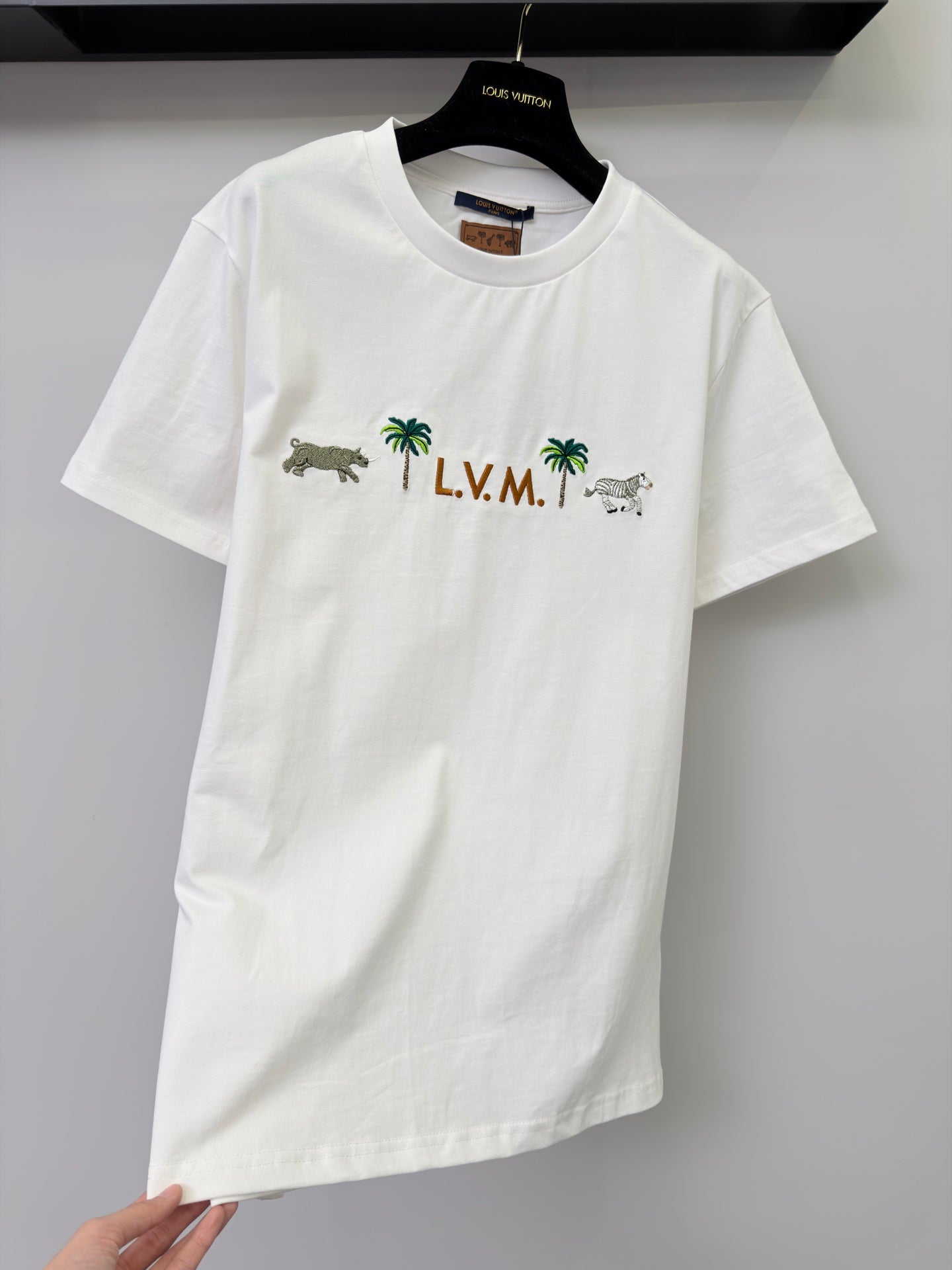 路L家-動物印花刺繡圖案純棉圓領T