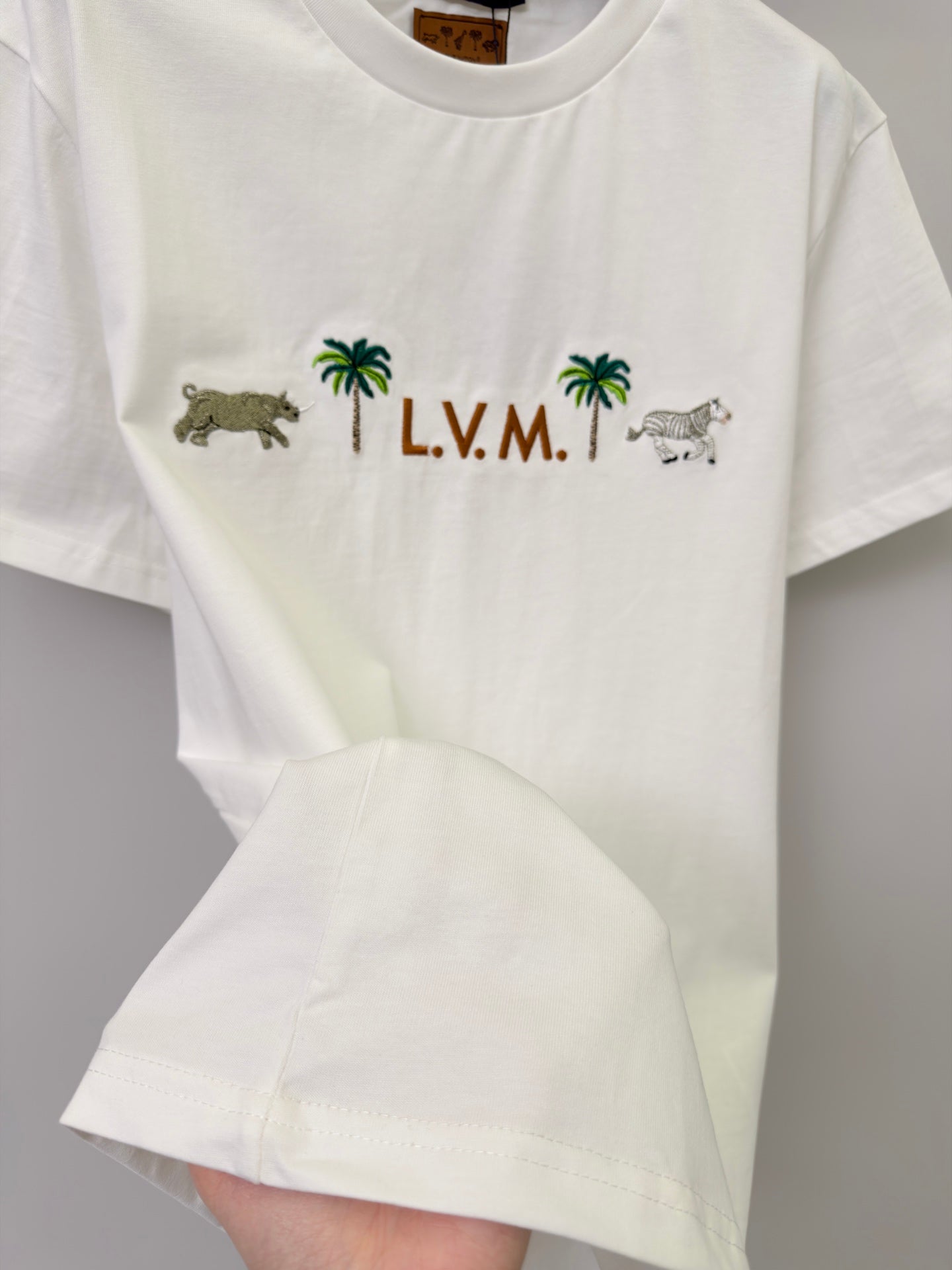 路L家-動物印花刺繡圖案純棉圓領T