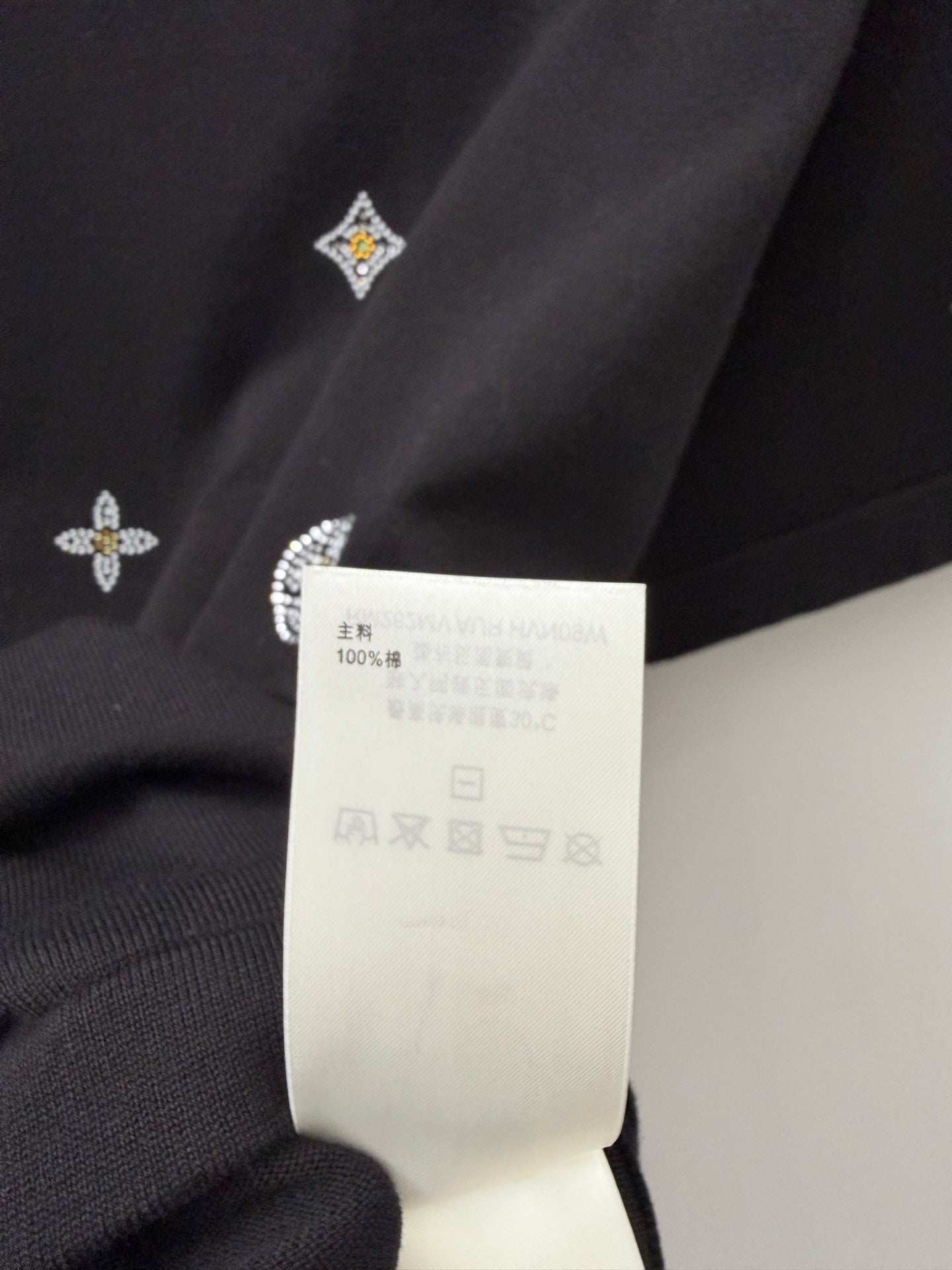 路L家-純棉花卉鑲鑽短袖T卹 黑色