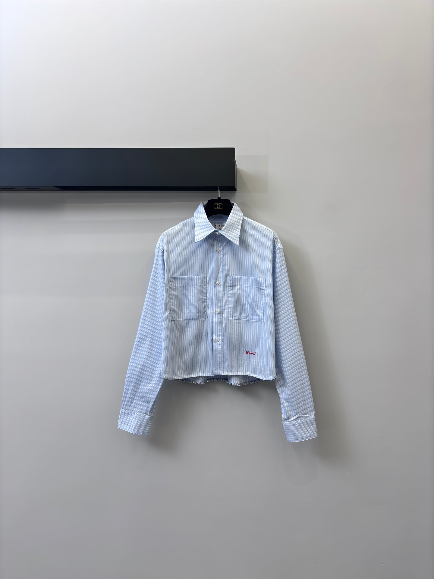 小香家-藍條紋刺繡箱型短襯衫