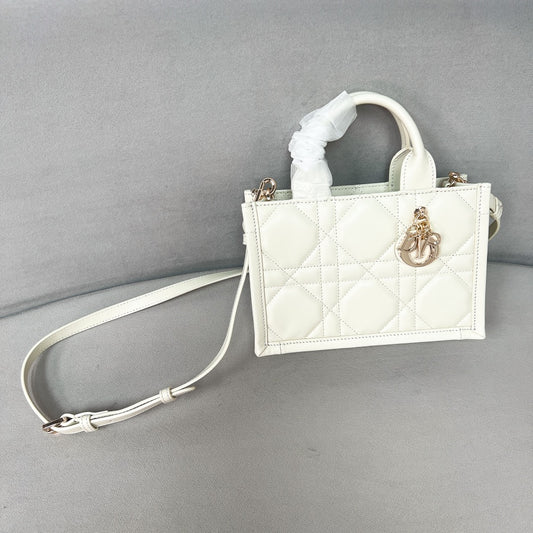 迪D家-BookTote 托特包 Mini 白色
