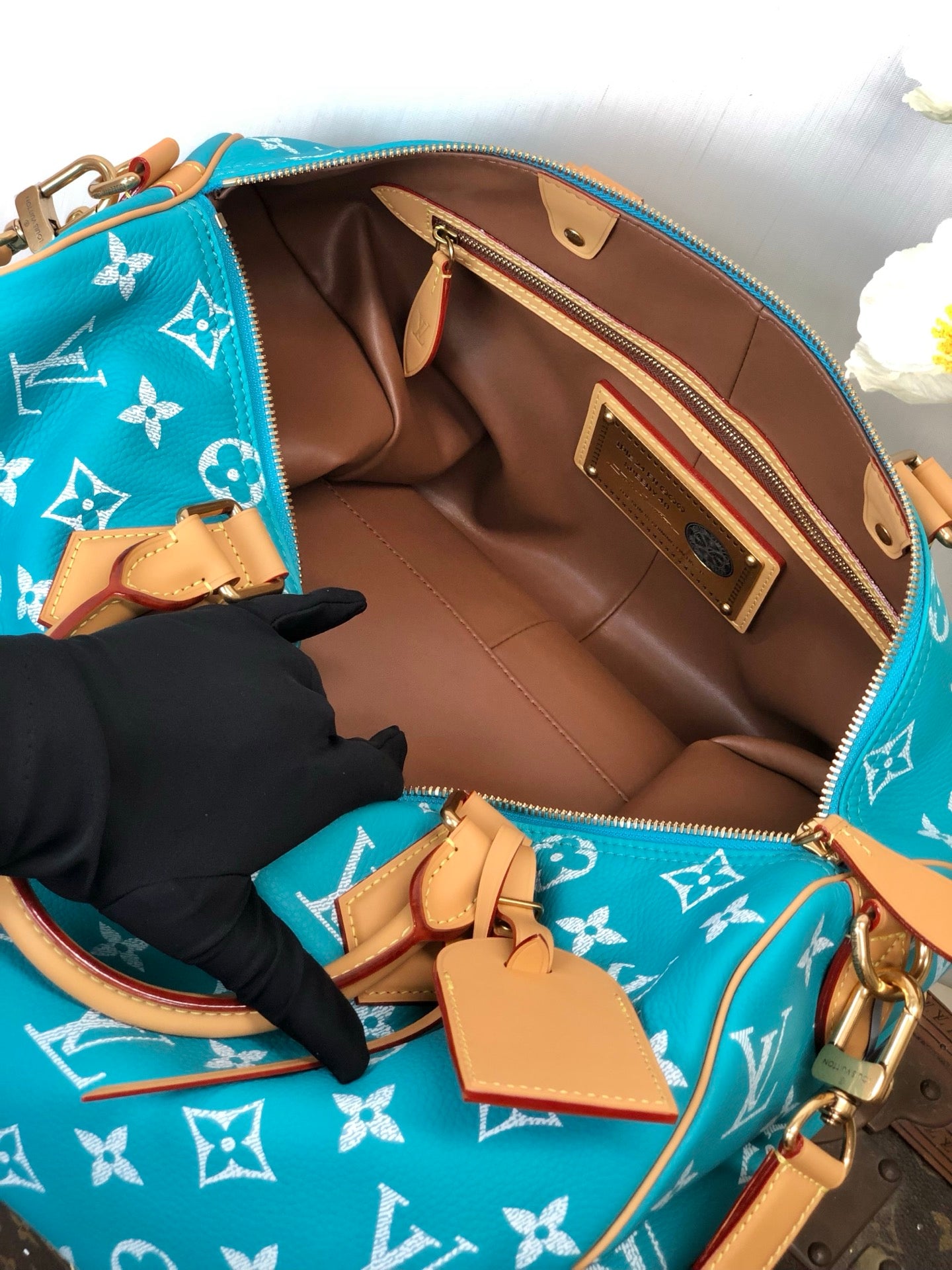 路L家-𝑴𝟏𝟏𝟓𝟔𝟒 𝑺𝒑𝒆𝒆𝒅𝒚 𝑷𝟗 𝑩𝒂𝒏𝒅𝒐𝒖𝒍𝒊𝒆-湖水藍