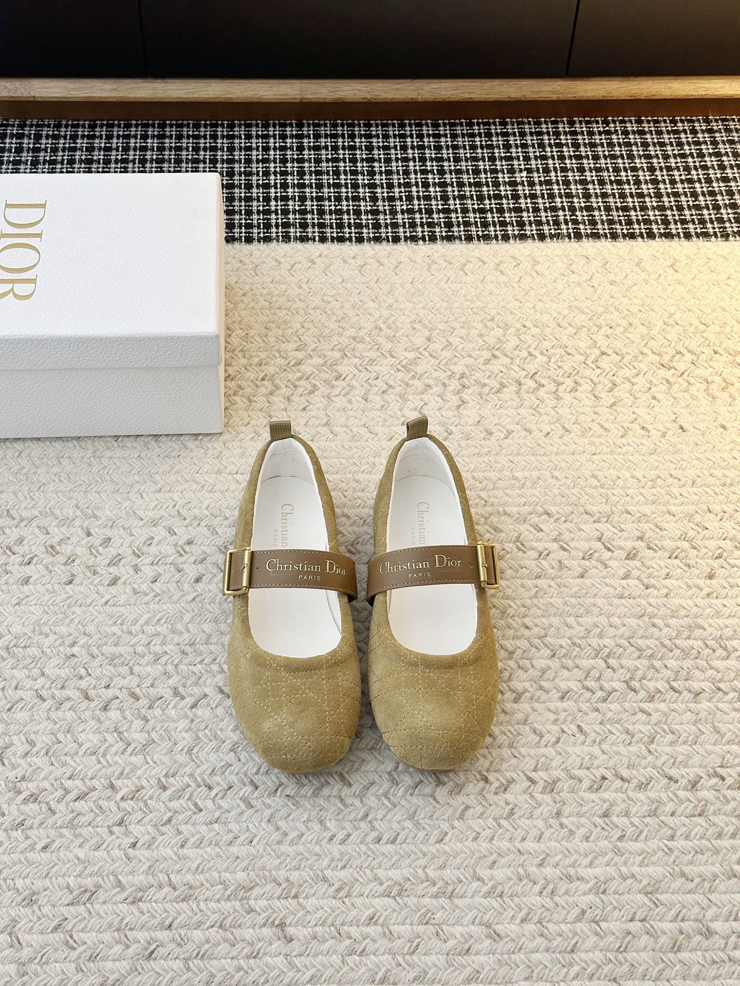 迪D家-菱格瑪麗珍樂福鞋 卡其