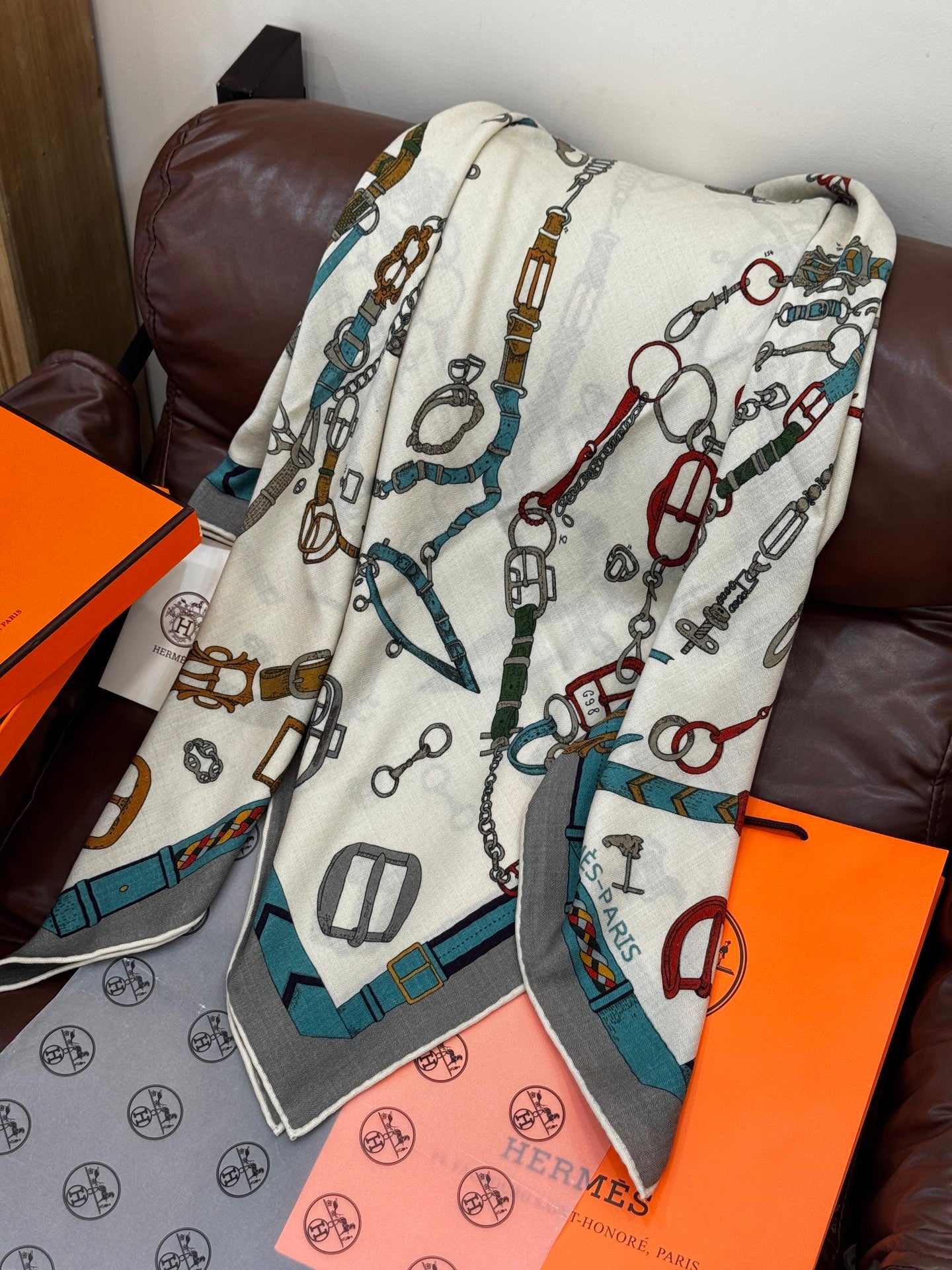 小愛款-雙面同色 羊絨方巾 140cm*140cm