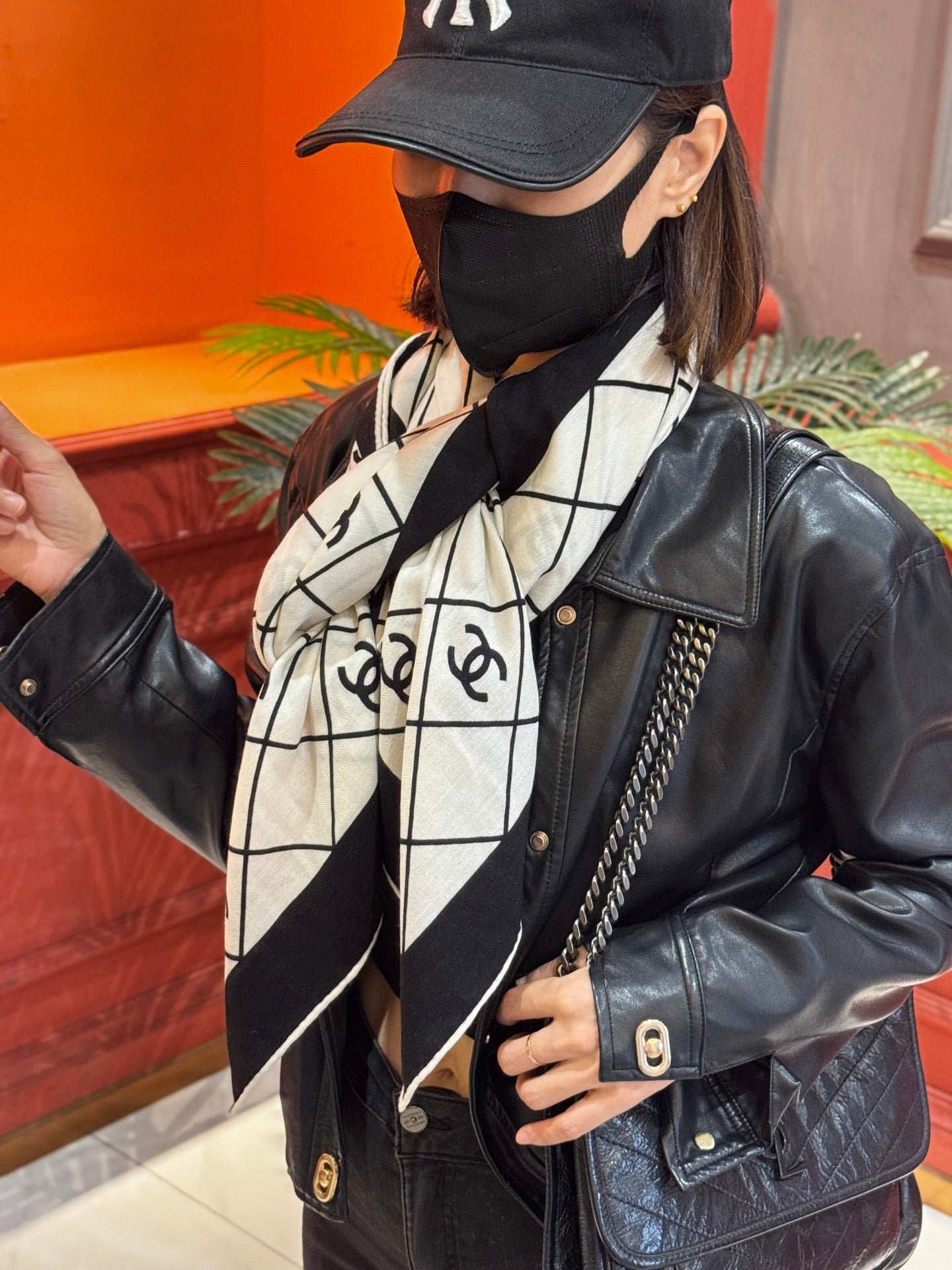 小香家-雙面同色 140*140 絲巾