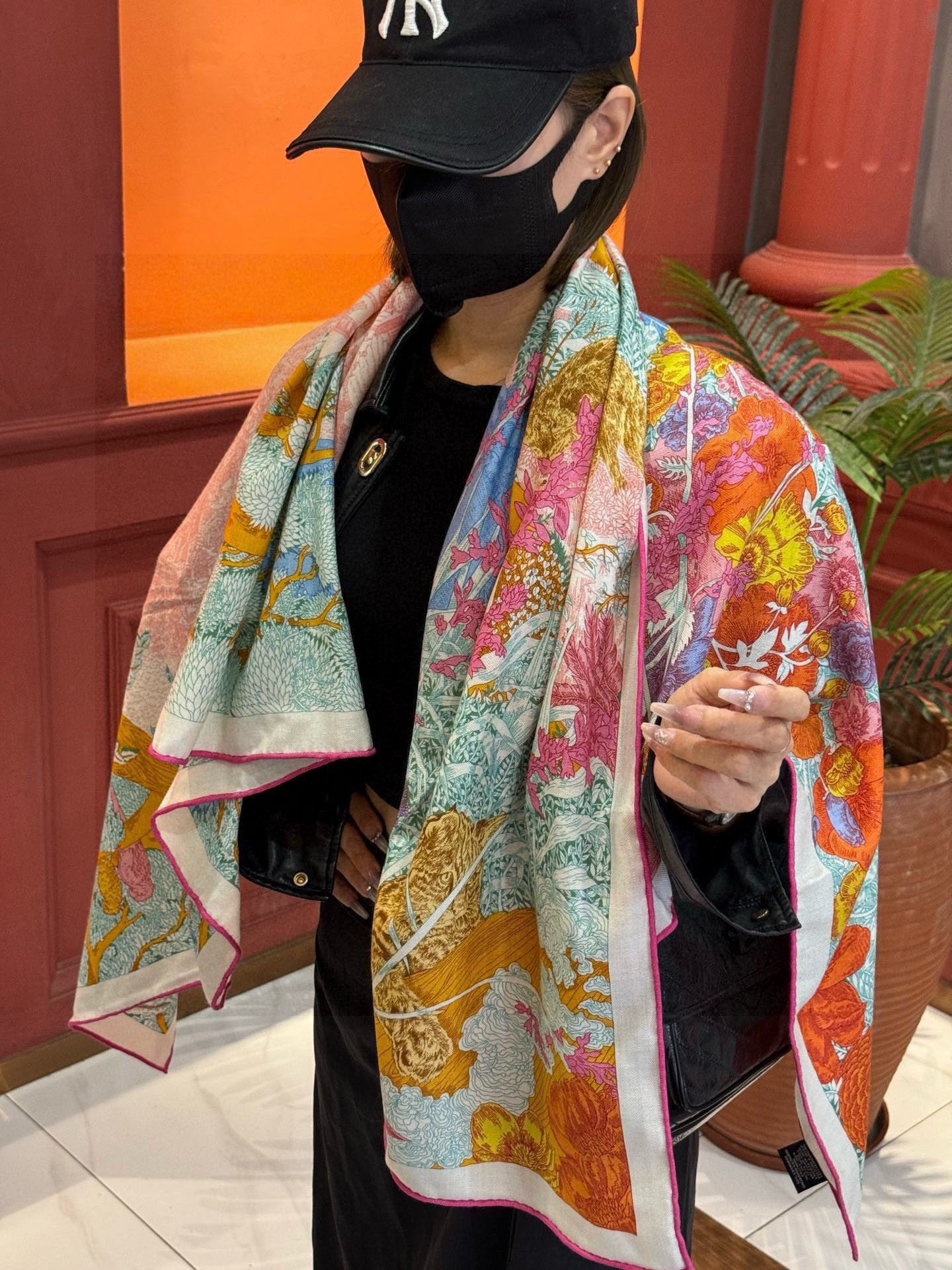 小愛款-雙面同色 真絲羊絨披肩 140*140
