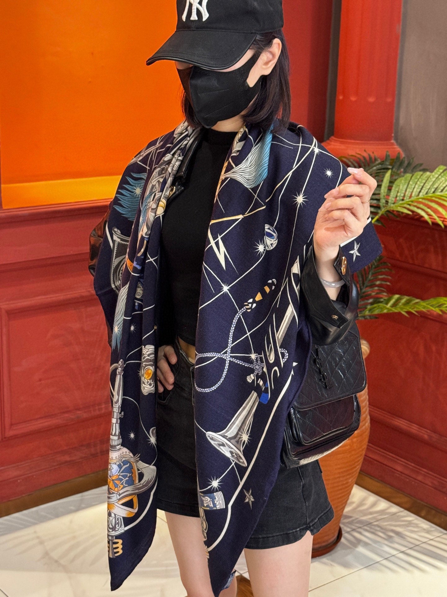 小愛款-絲絨雙面異色披肩 140*140方巾