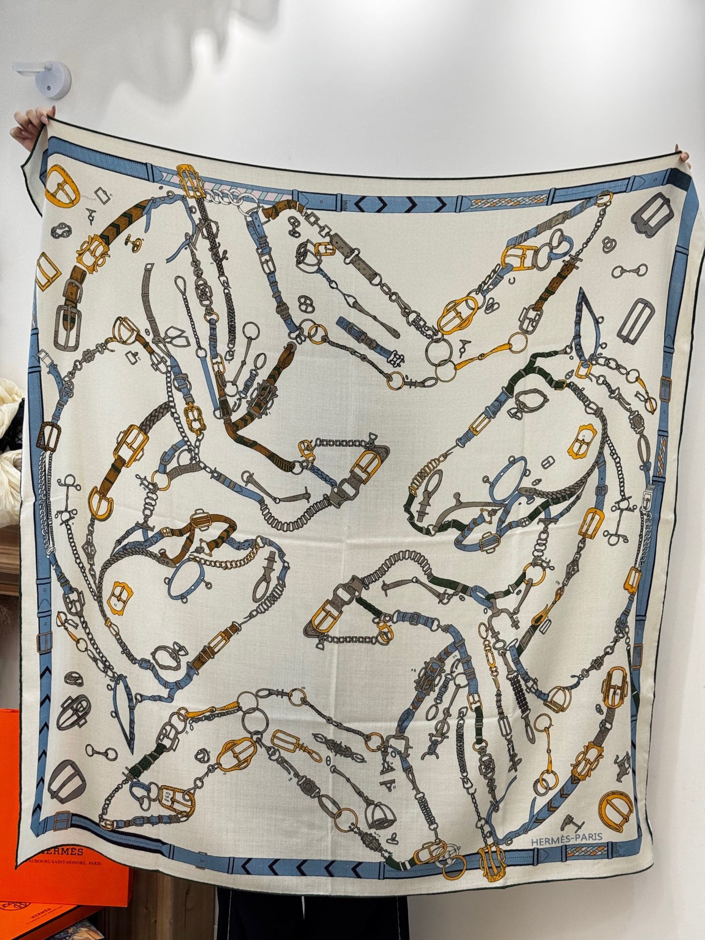 小愛款-雙面同色絲毛140cm*140cm 羊絨方巾
