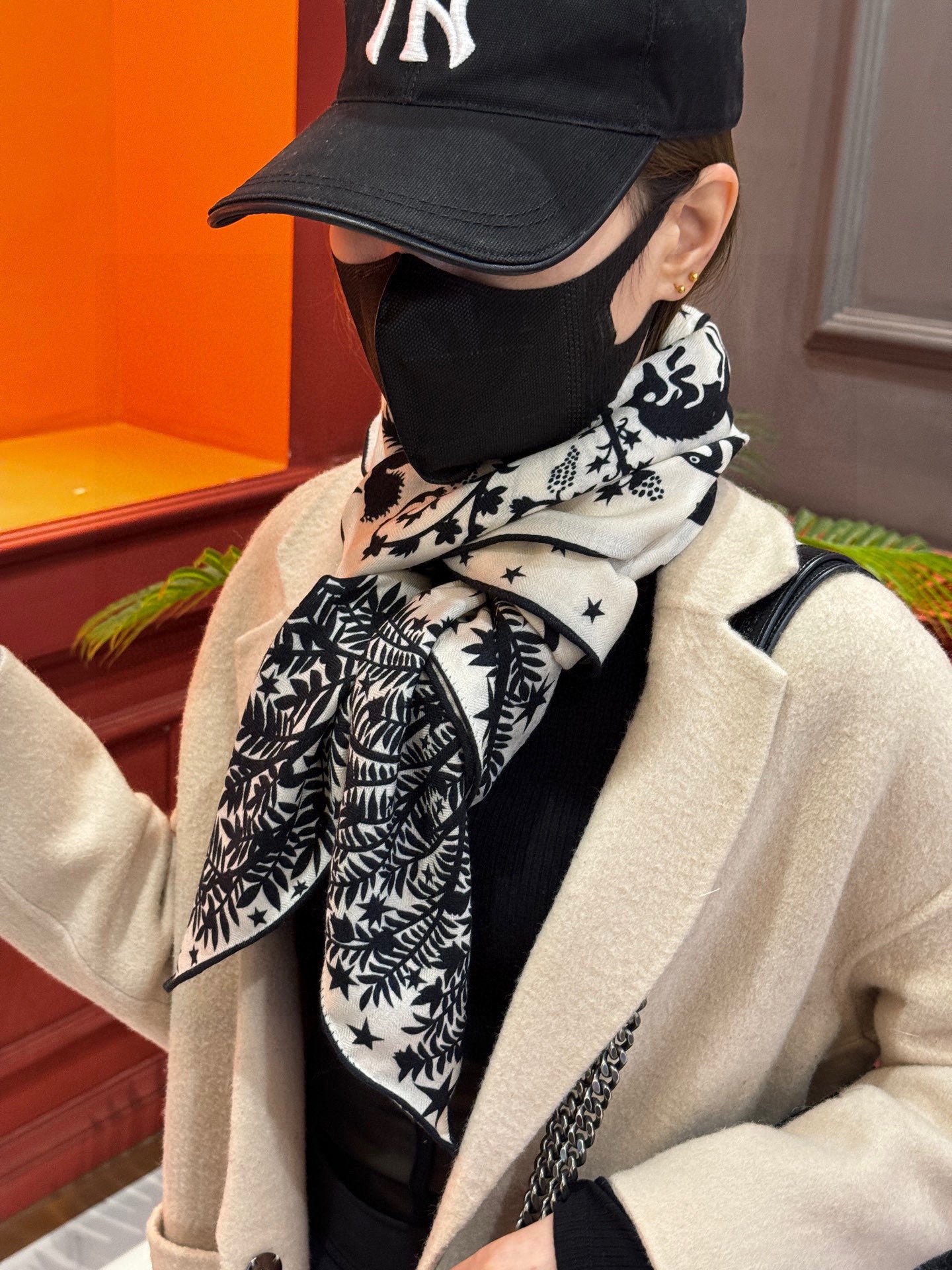 小愛款-雙面同色絲毛140cm*140cm 羊絨方巾
