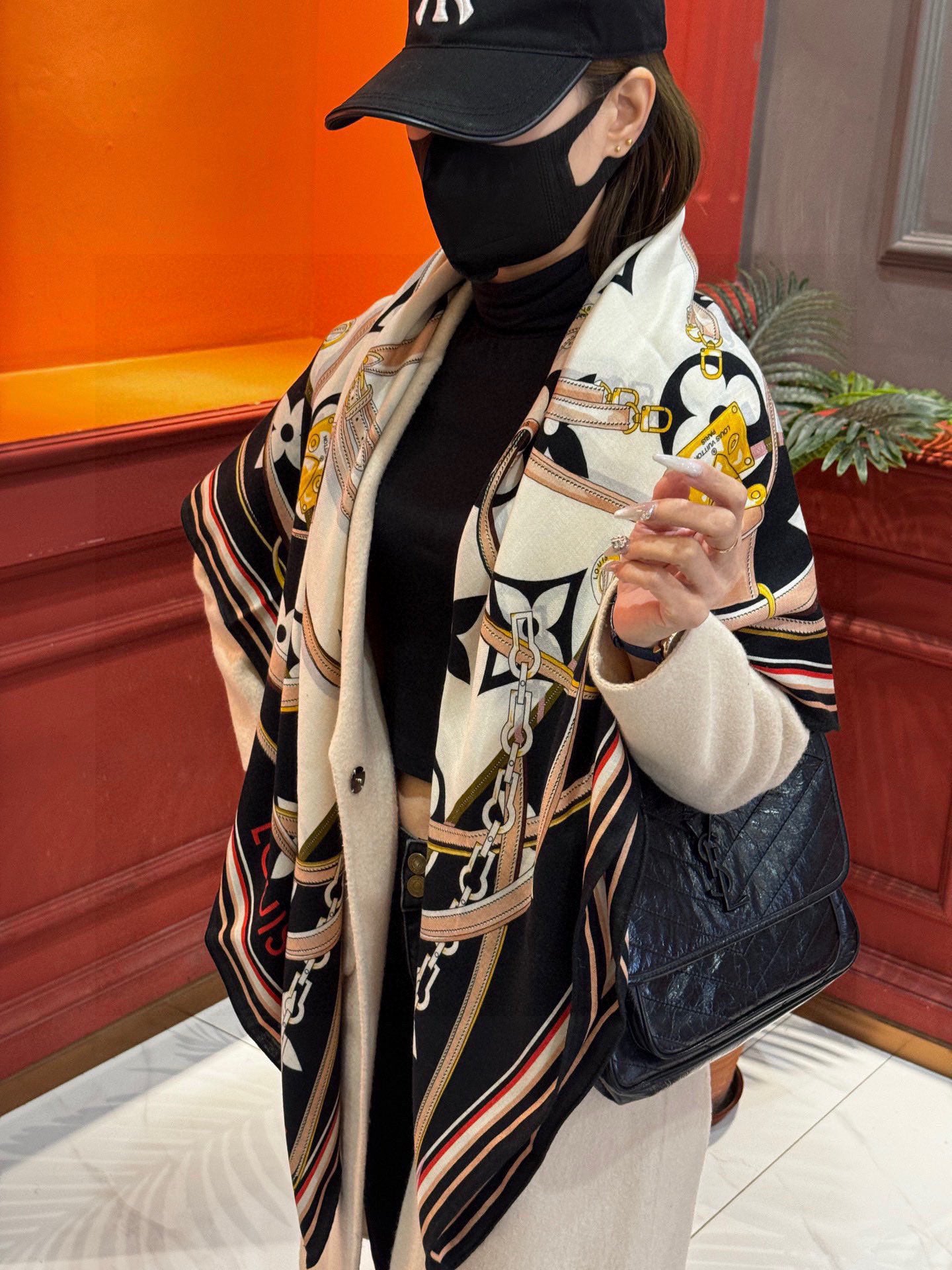 小愛款-雙面同色絲毛140cm*140cm 羊絨方巾