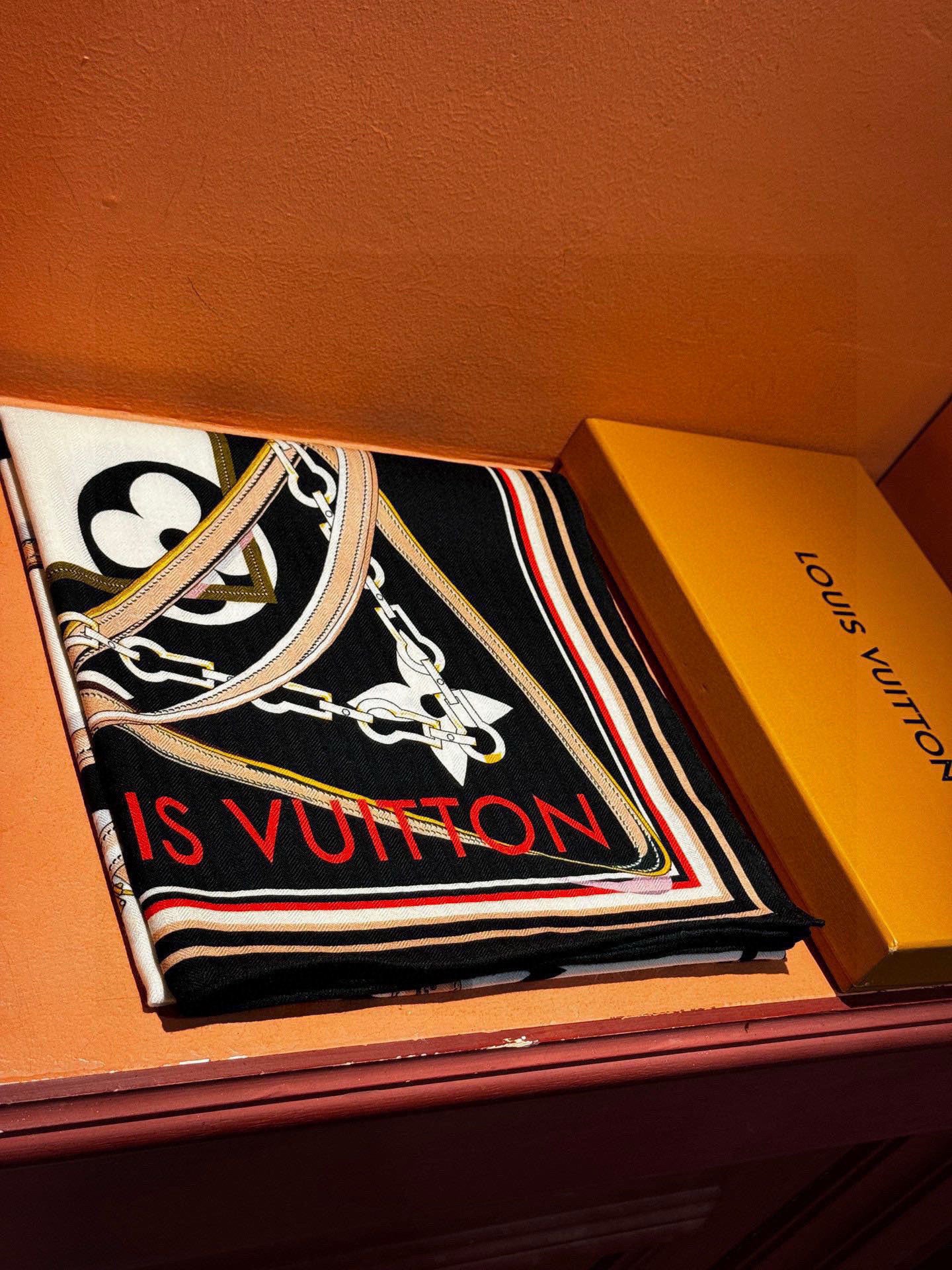 小愛款-雙面同色絲毛140cm*140cm 羊絨方巾