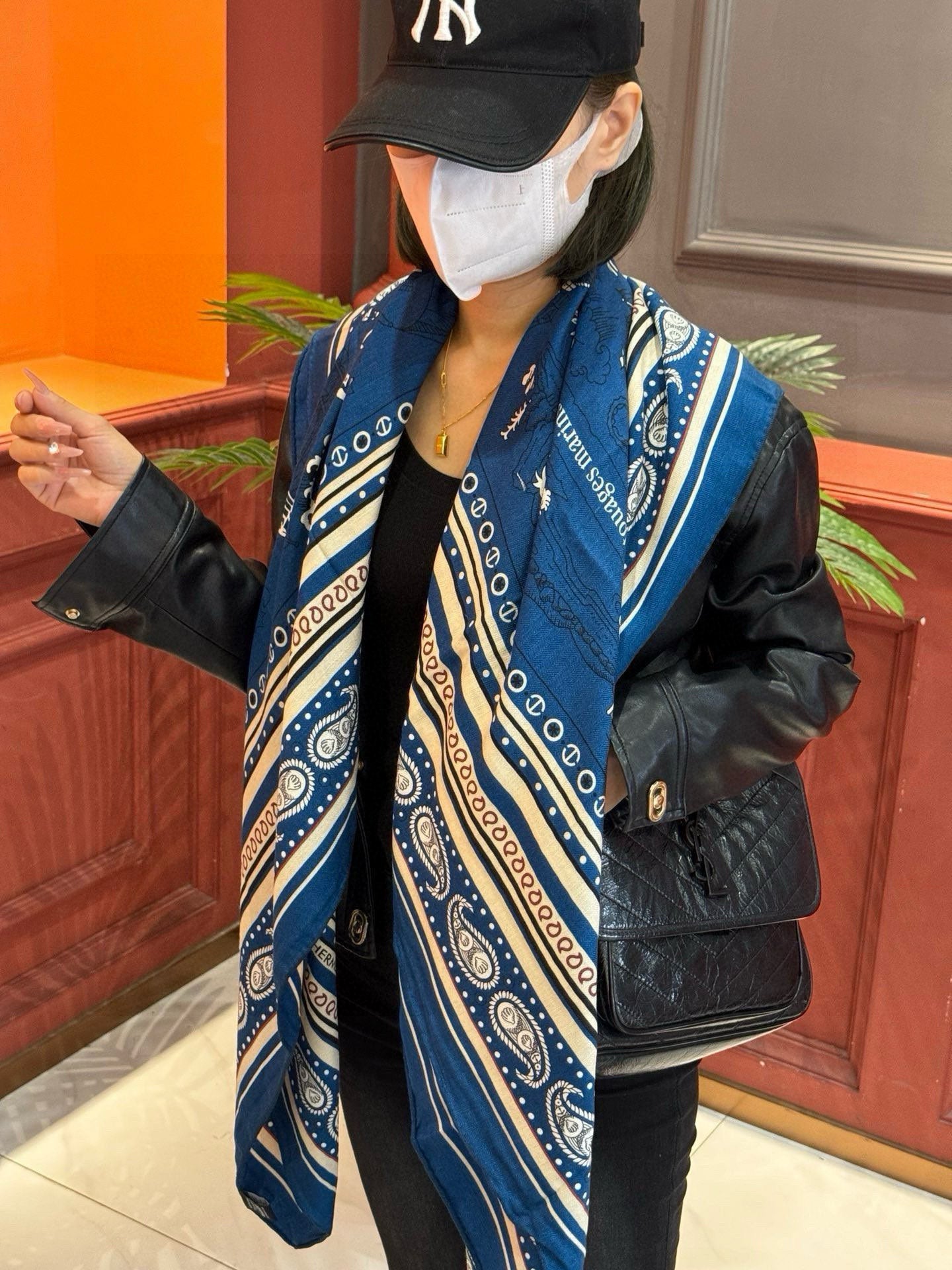 小愛款-雙面同色羊絨方巾 140cm*140cm
