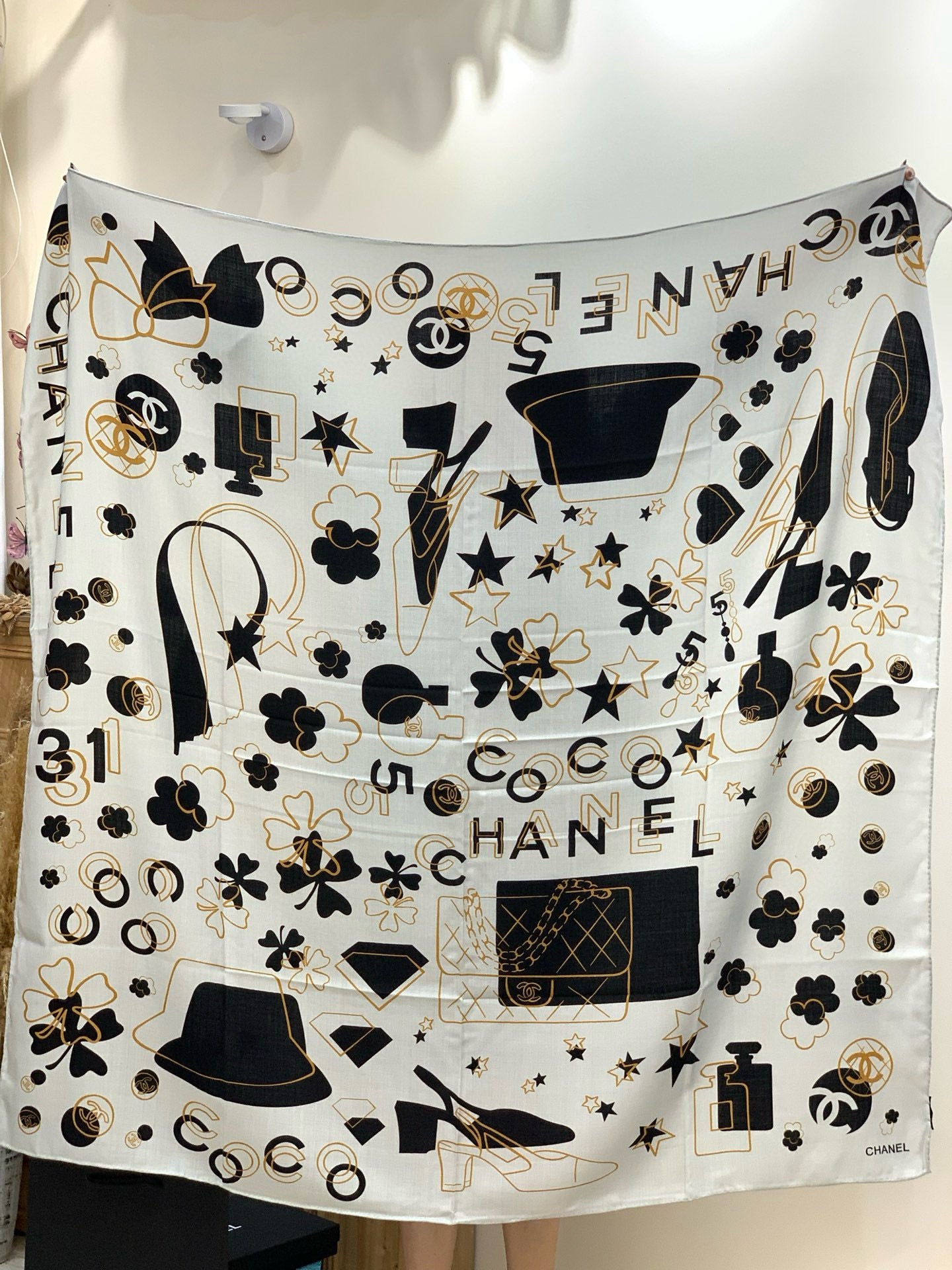 小香家-雙面同色絲絨披肩 135*135cm