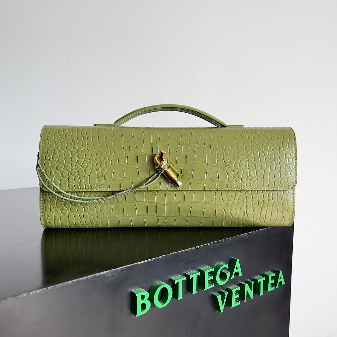 B編織- Veneta扭結扣手拿包 茶葉綠