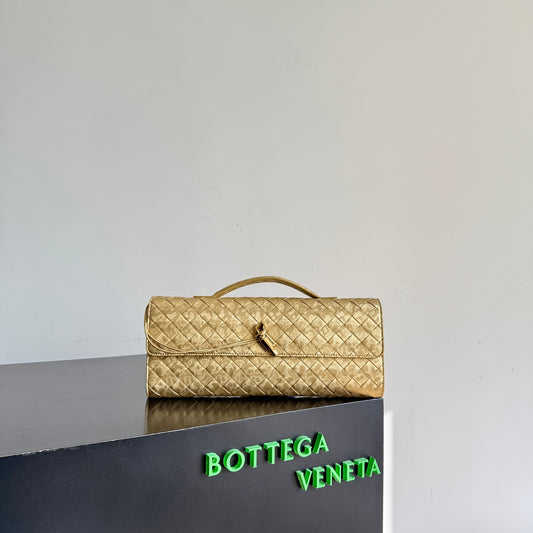 B編織- Veneta扭結扣手拿包 金色