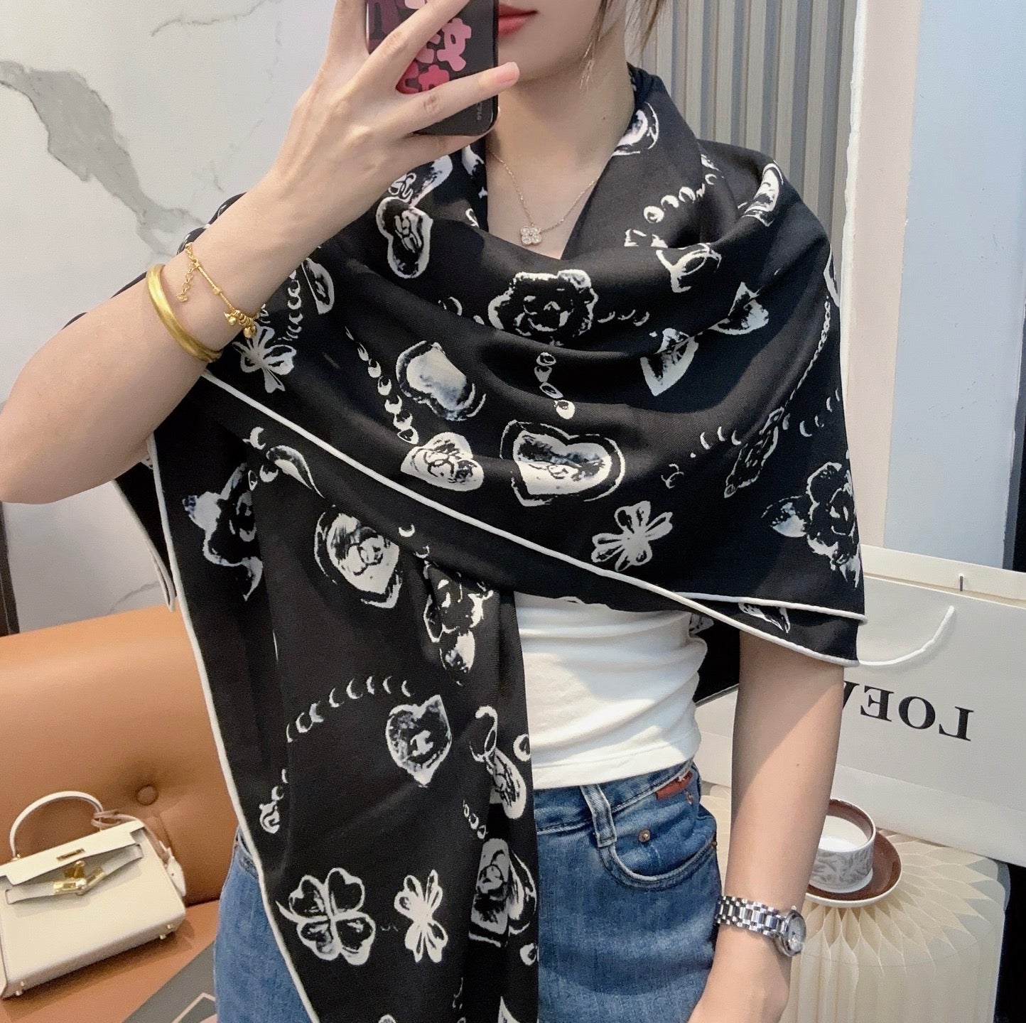 小香家-羊絨方巾 140*140