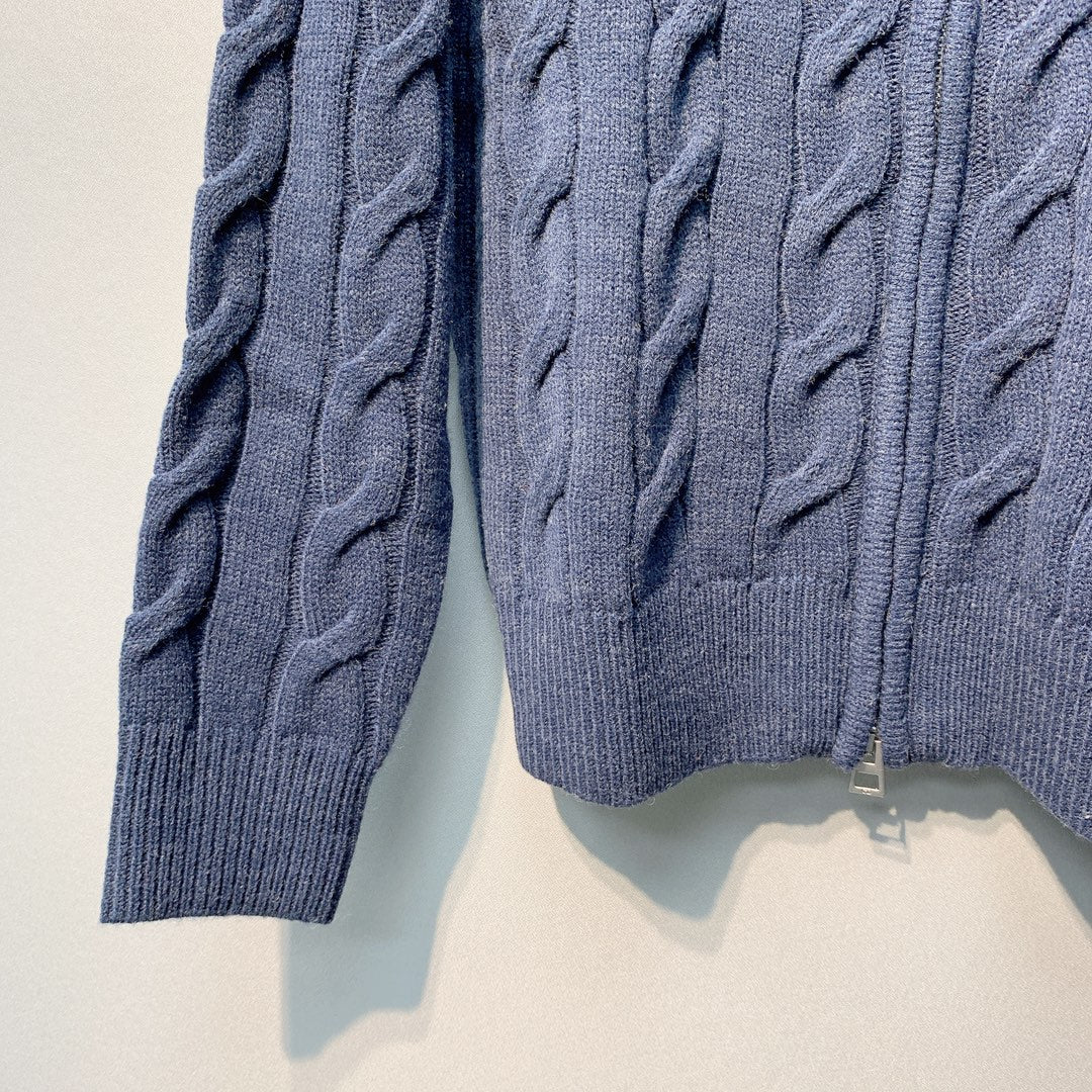 迪D家-圓領雙拉鍊刺繡針織毛衣 藍色