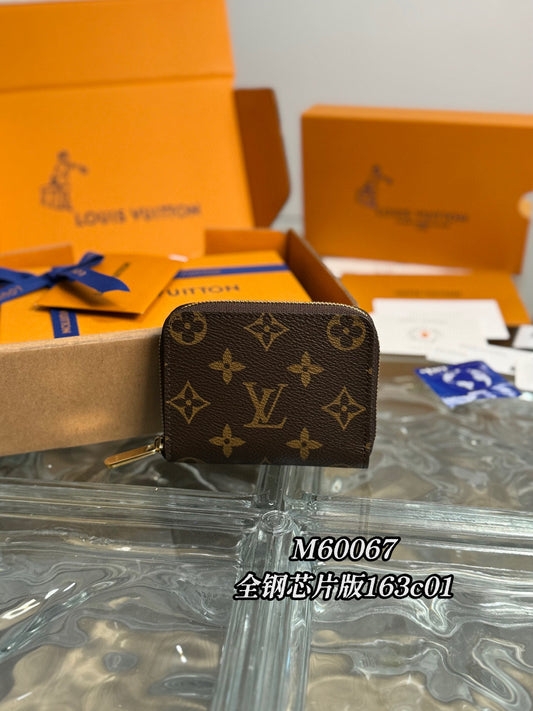 路L家-M62472 Victorine錢夾-金扣