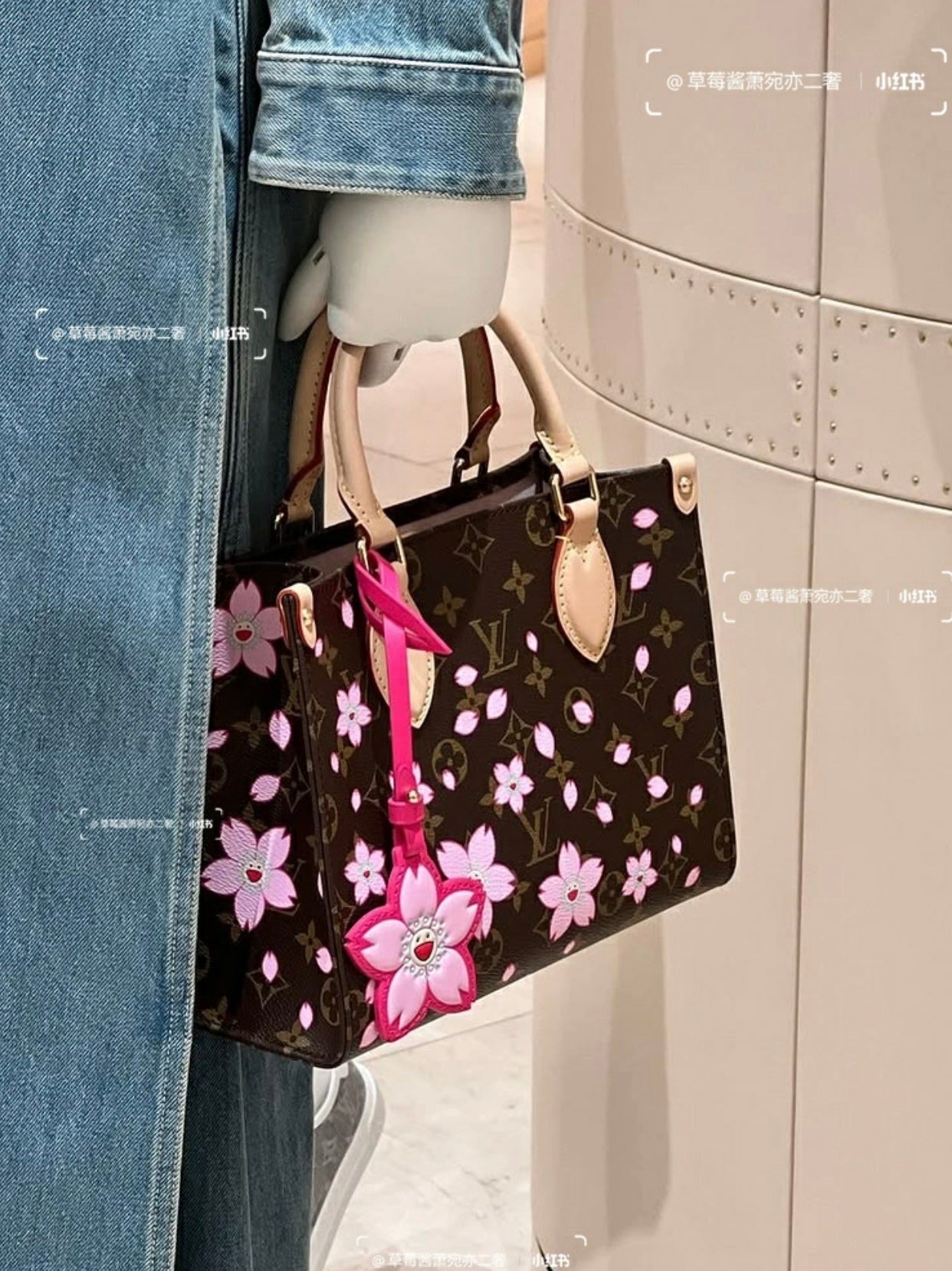 路L家-M13269-TM ONTHEGO手袋包-小號 櫻花款