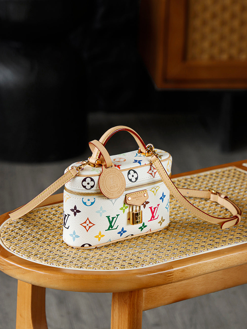 路L家-M13662 Vanity Pouch-白彩