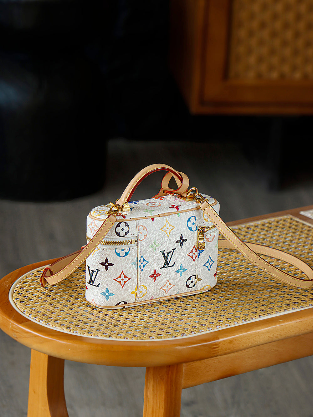 路L家-M13662 Vanity Pouch-白彩