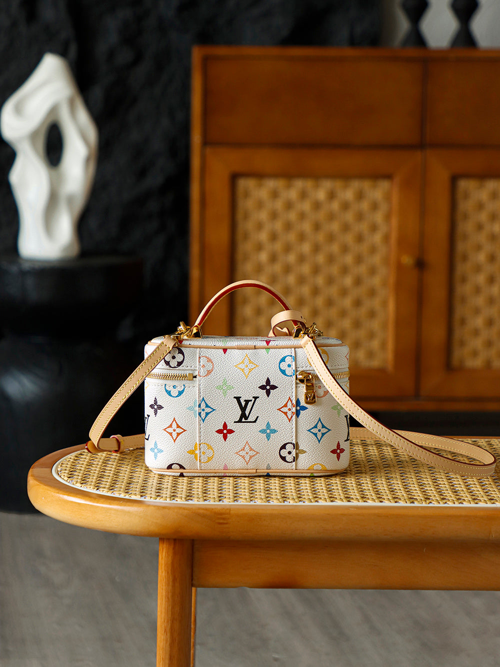 路L家-M13662 Vanity Pouch-白彩