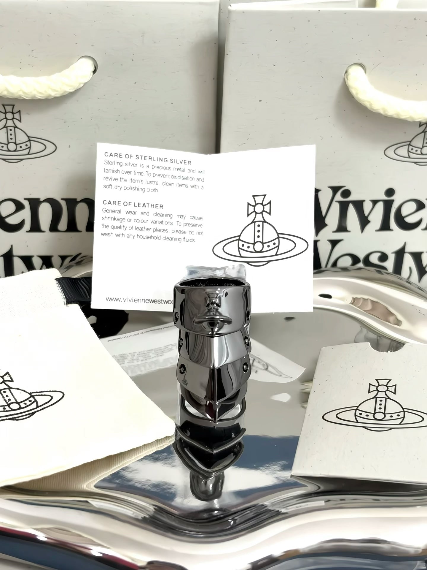 Vivienne westwood-項鍊20260615
