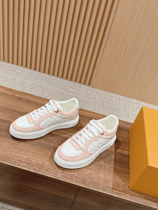 路L家-金屬質感皮革飾邊運動鞋 粉色