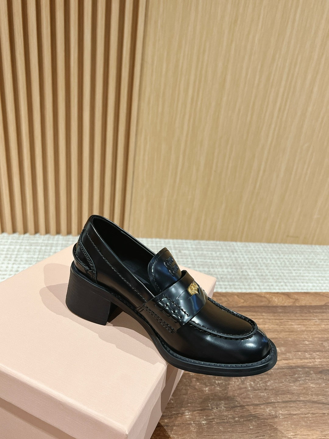 穆M家-金幣粗跟樂福鞋6CM 黑色