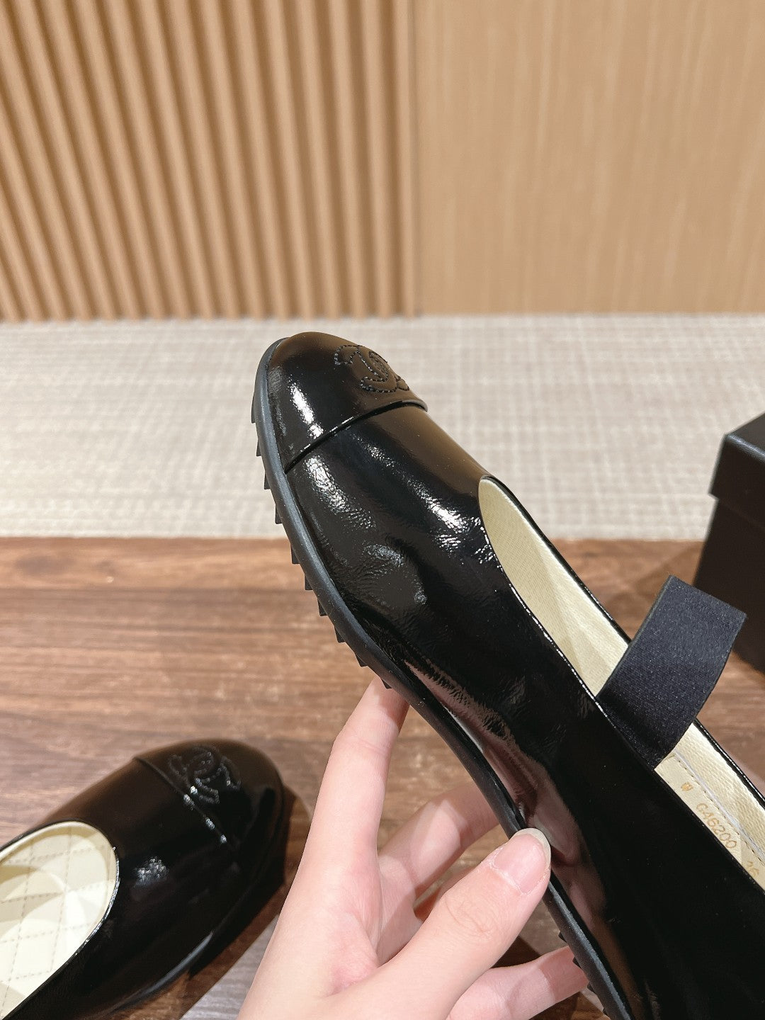 小香家-羊皮瑪麗珍鞋 漆皮黑色