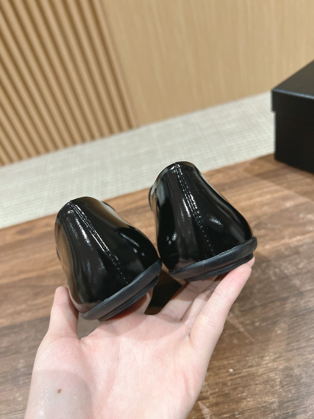 小香家-羊皮瑪麗珍鞋 漆皮黑色