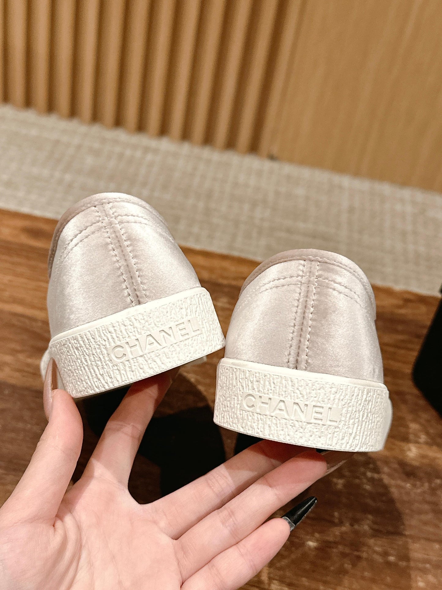 小香家-絨布休閒小白鞋 灰色