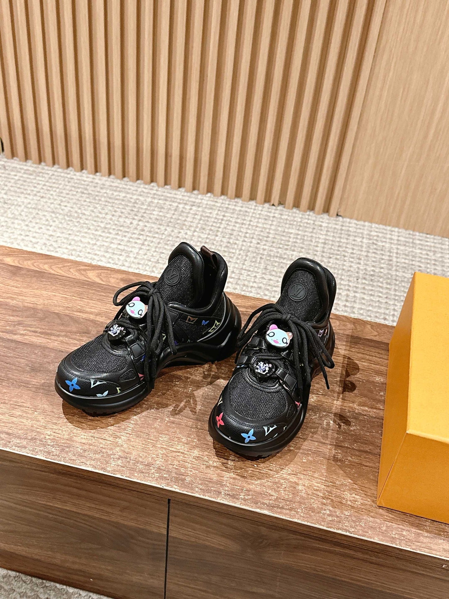 路L家-掛扣件老爹鞋 黑色