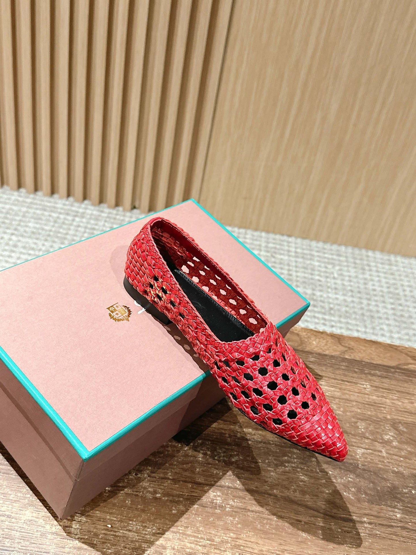 L-Piana-2025春夏新款 牛皮手工編織鏤空樂福鞋 紅色