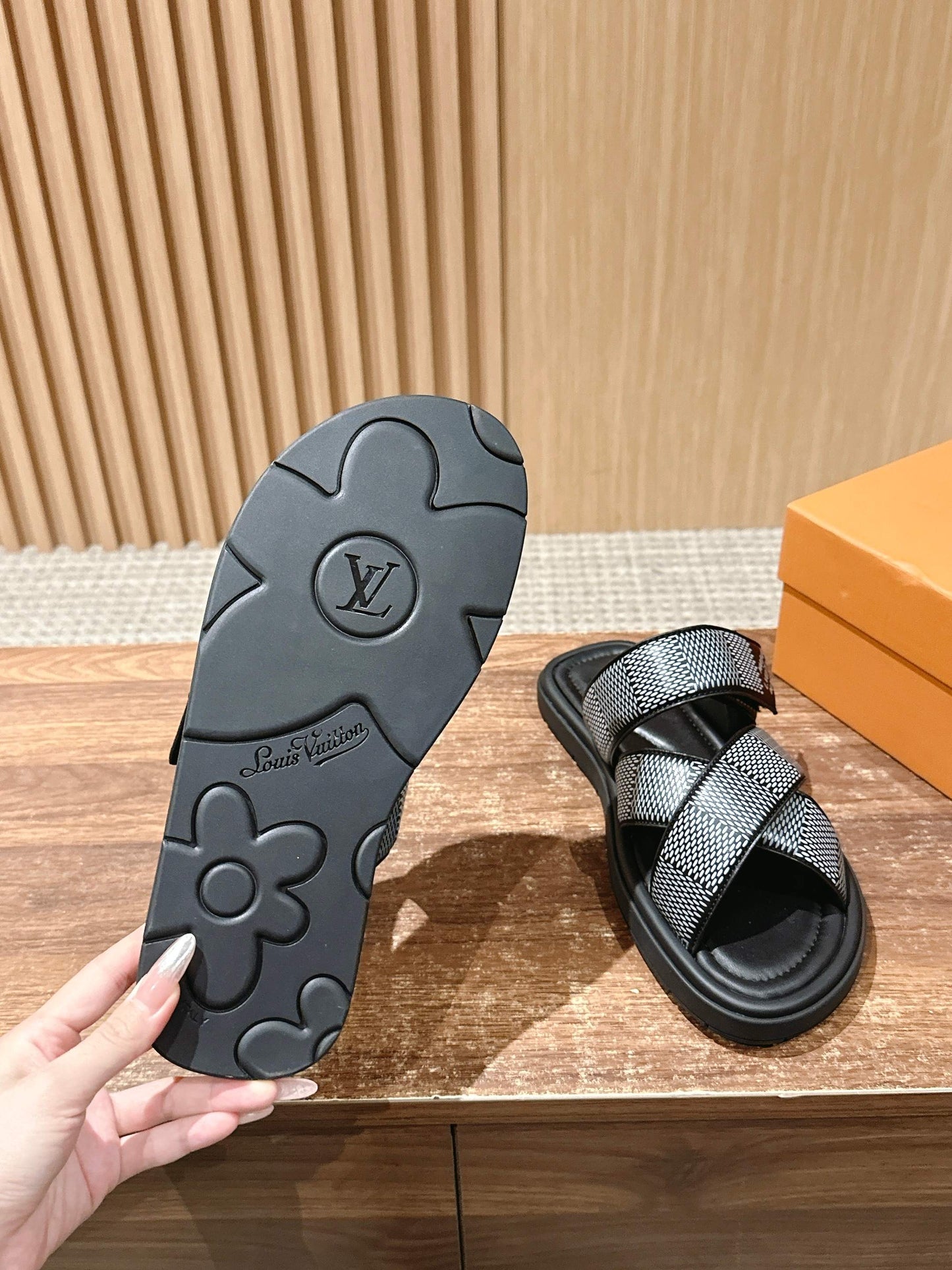 路L家-休閒沙灘拖鞋 男款鞋子 黑色