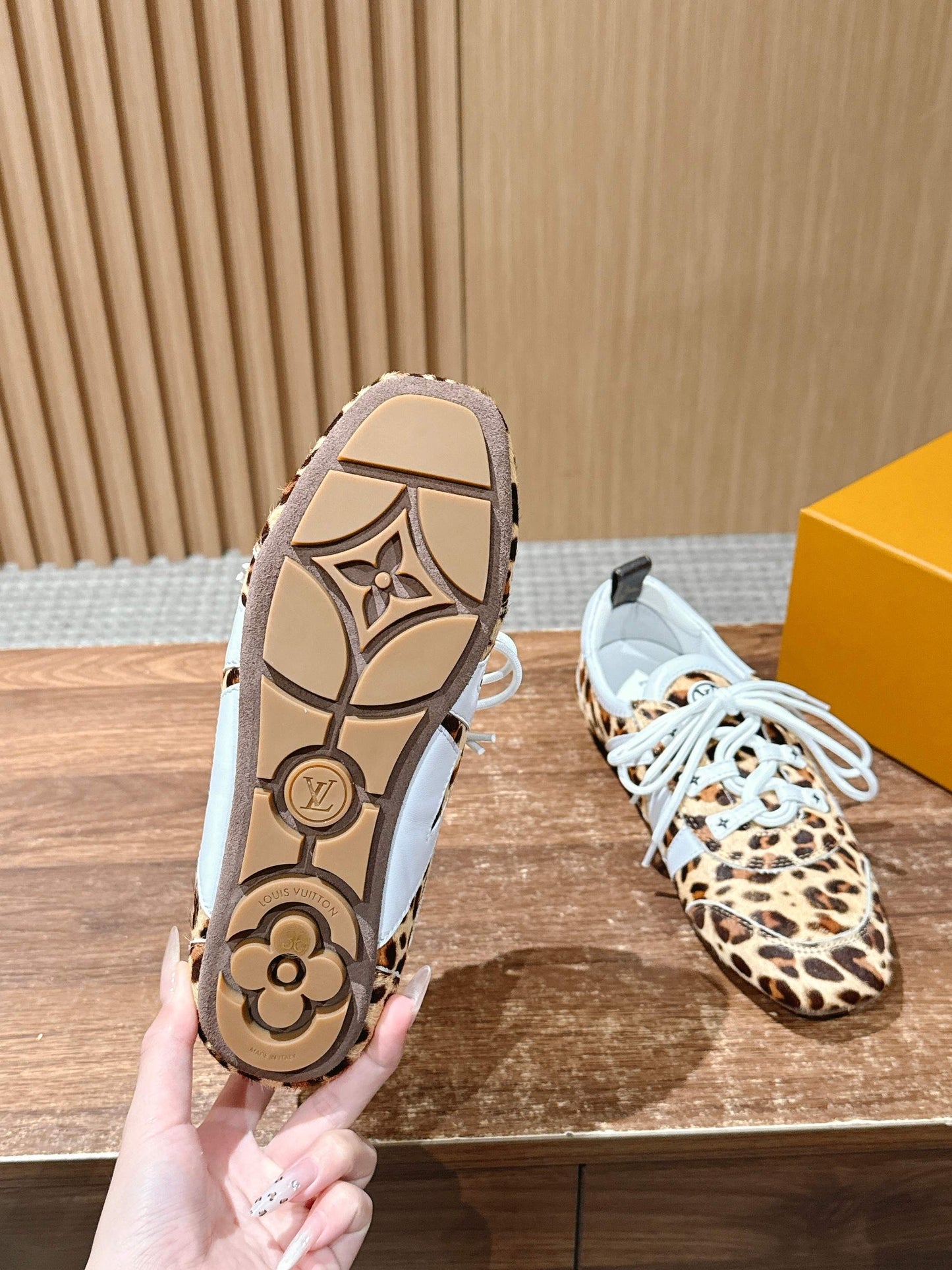 路L家-𝐒𝐧𝐞𝐚𝐤𝐞𝐫𝐢𝐧𝐚 驢牌運動鞋 豹紋