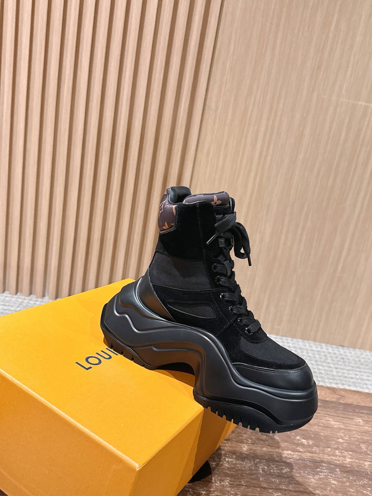 路L家-𝐀𝐫𝐜𝐡𝐥𝐢𝐠𝐡𝐭切爾西短靴6cm
