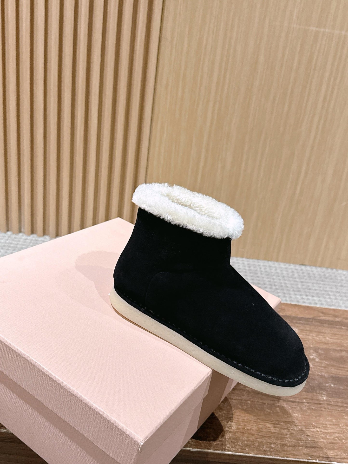 穆M家-麂皮毛毛靴 黑色