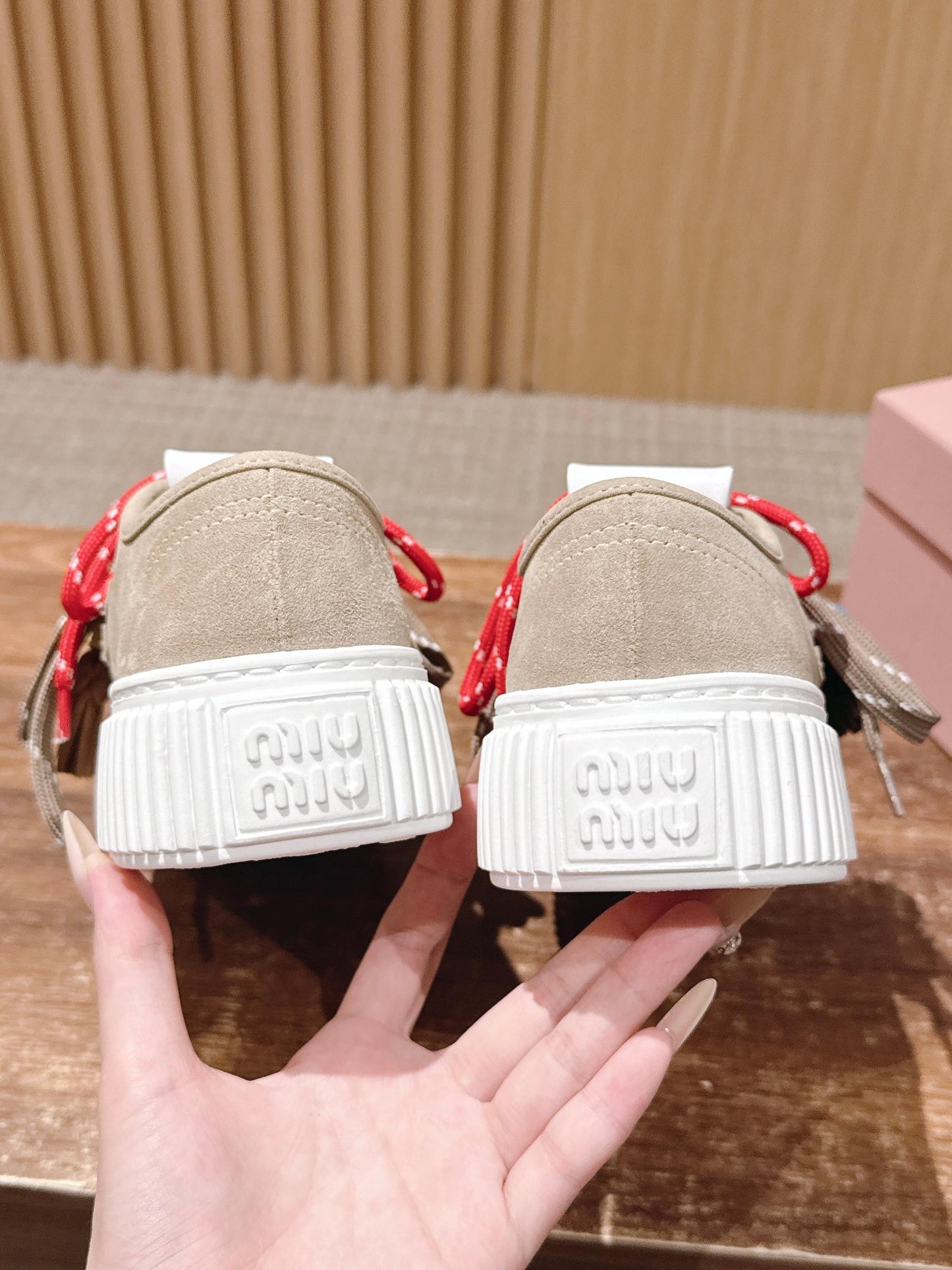 穆M家-厚底麂皮休閒鞋 皮裡 卡其色