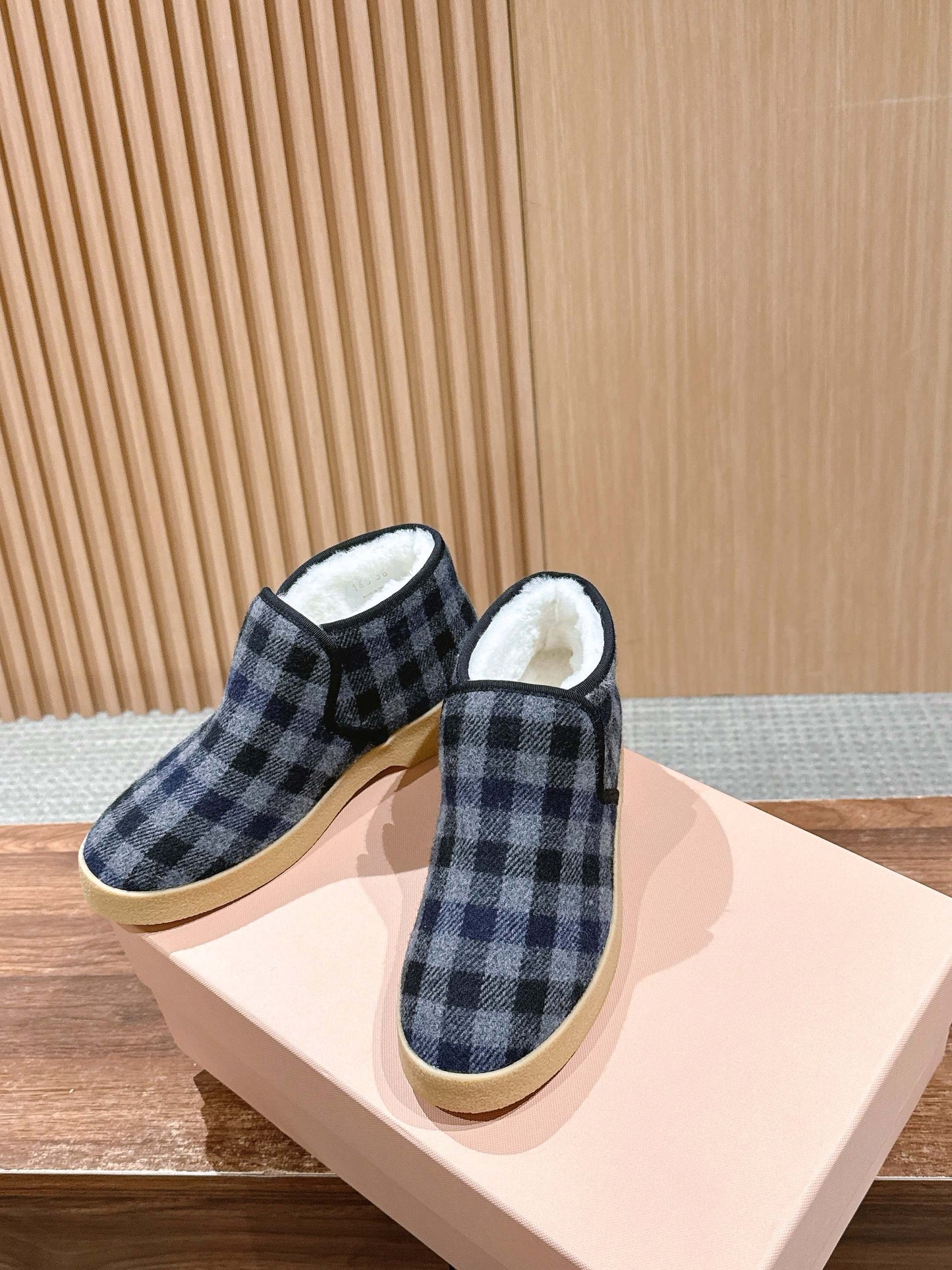穆M家-復古保暖短靴 格子藍色