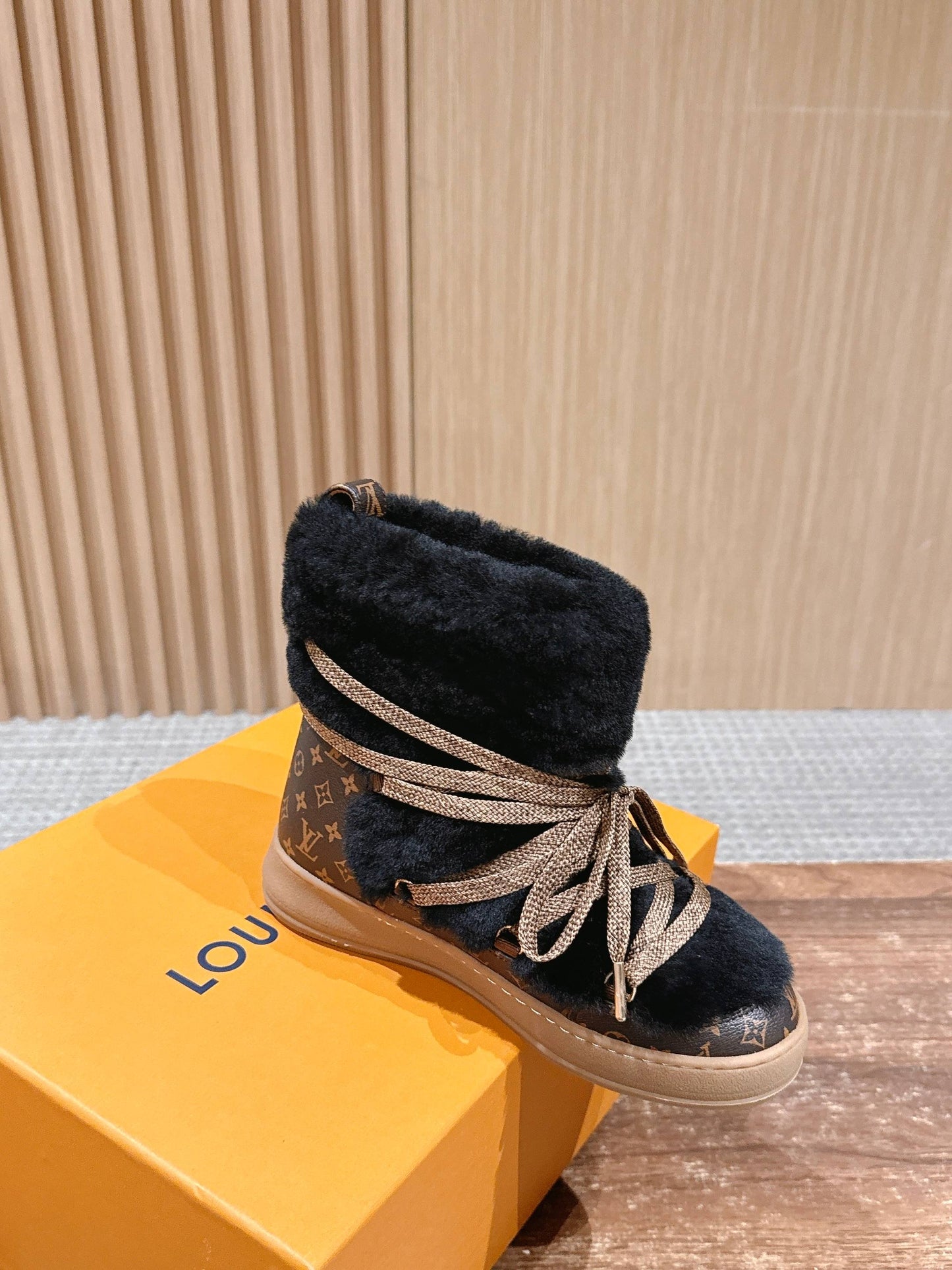 路L家-毛毛雪靴 黑色