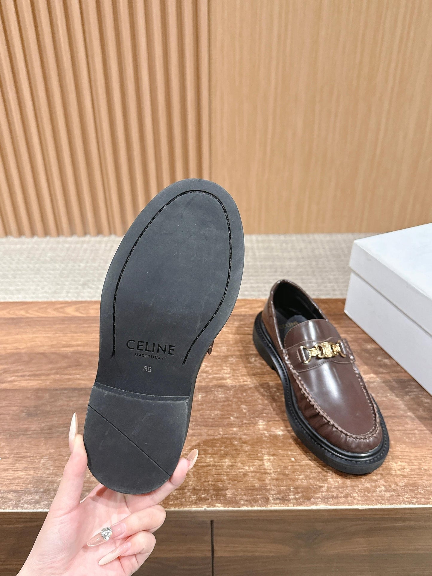 賽C家-凱旋門金扣 樂福鞋 紅棕色