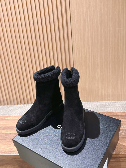 小香家-雙C羊絨短靴 黑色