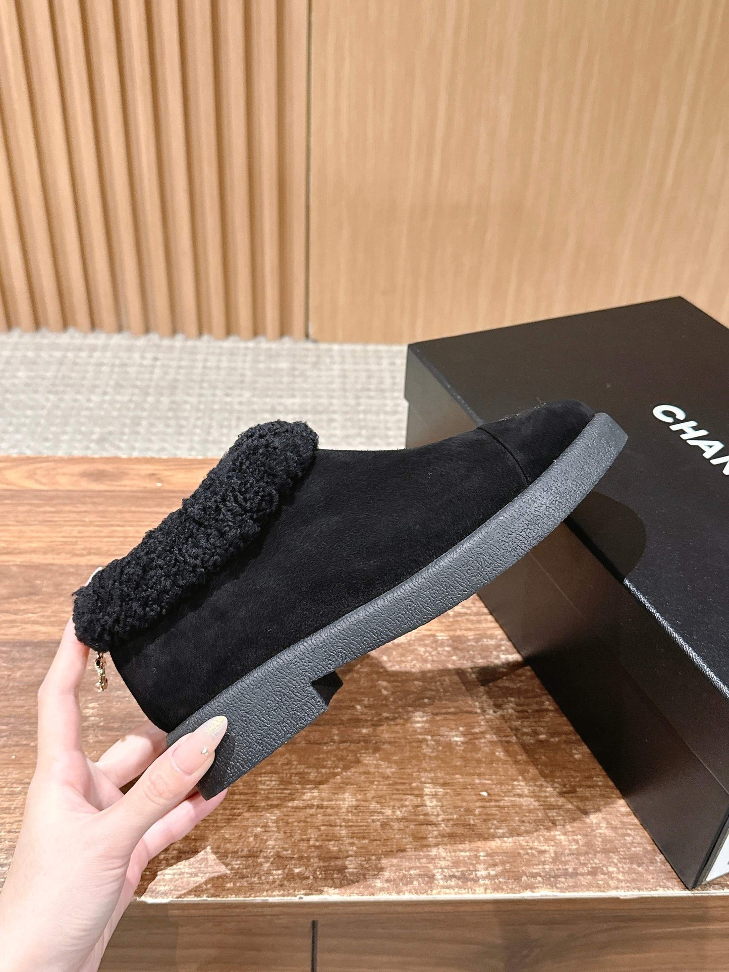 小香家-雙C羊絨踝靴 黑色