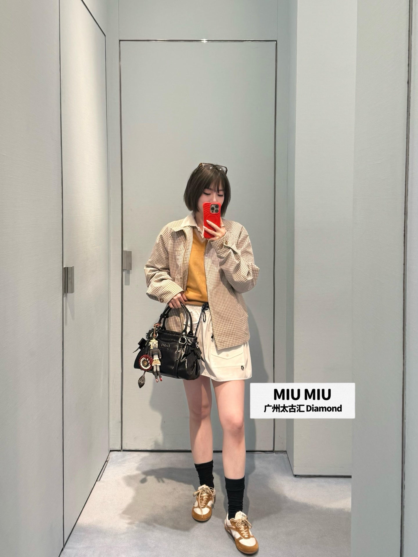 穆M家-26格紋短版立領拉鍊外套